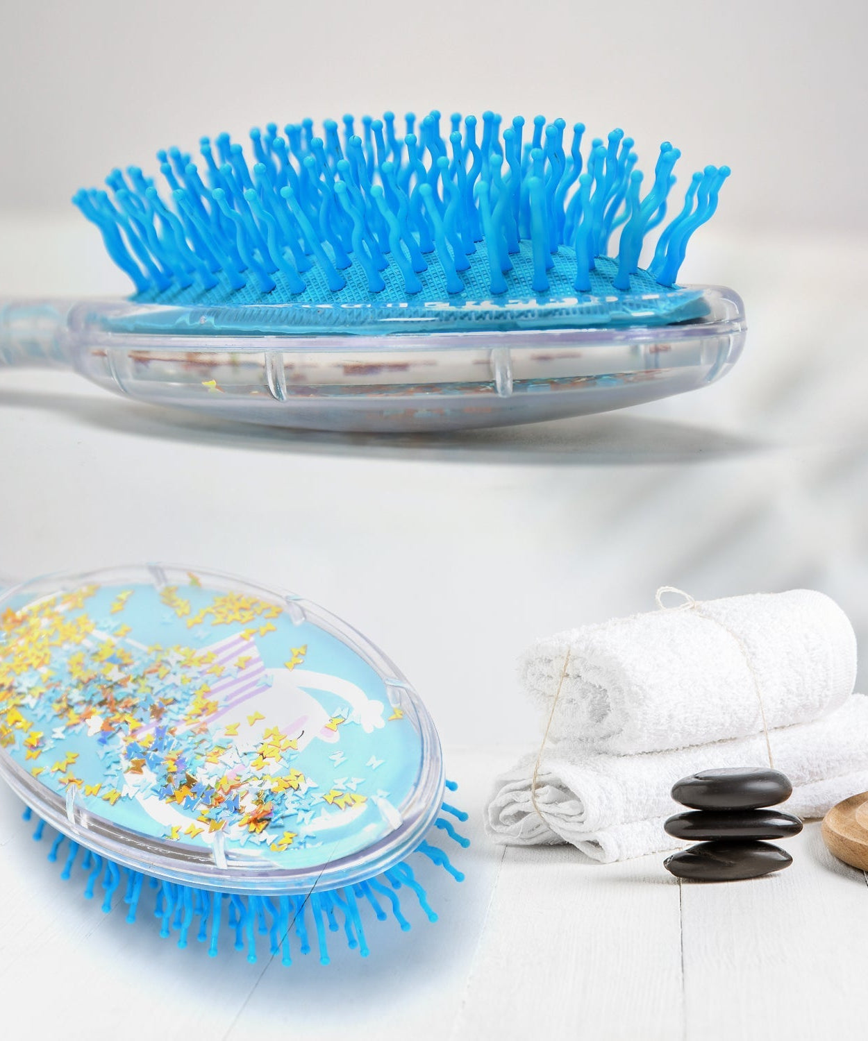 Colorful hairbrush for kids