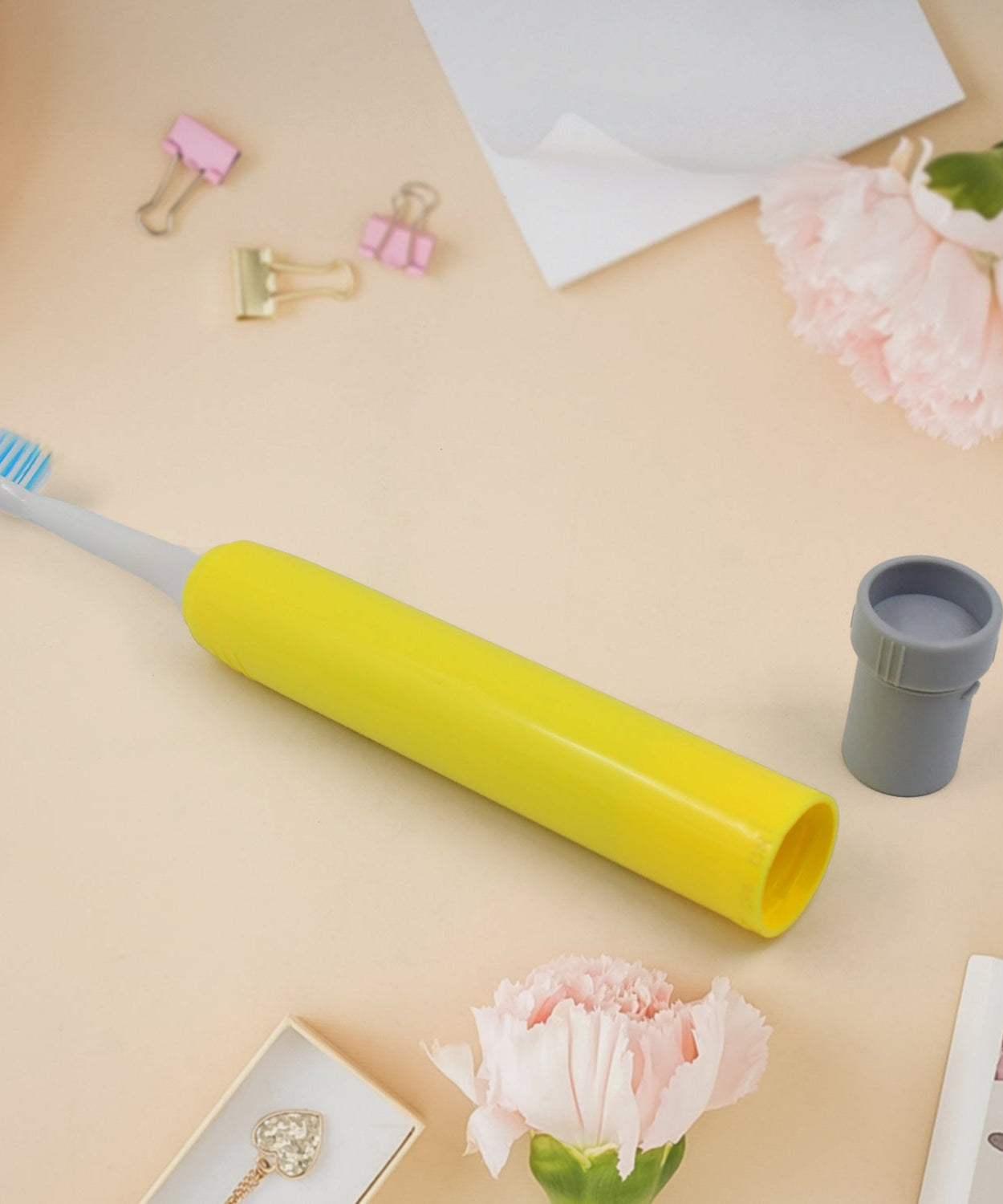 Adult Waterproof Electric Toothbrush 1 Head Battery Operated Toothbrush (1 Pc / Battery Not Included / Mix Color)