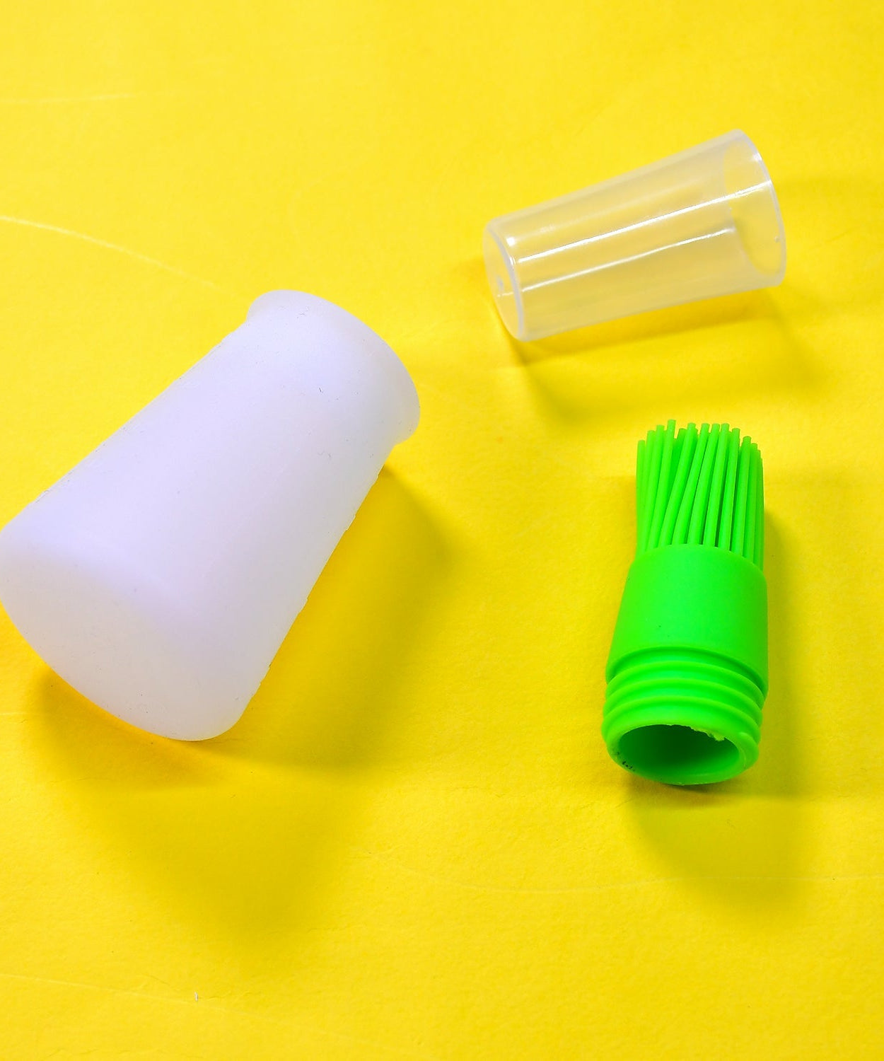 Silicone oil bottle with brush