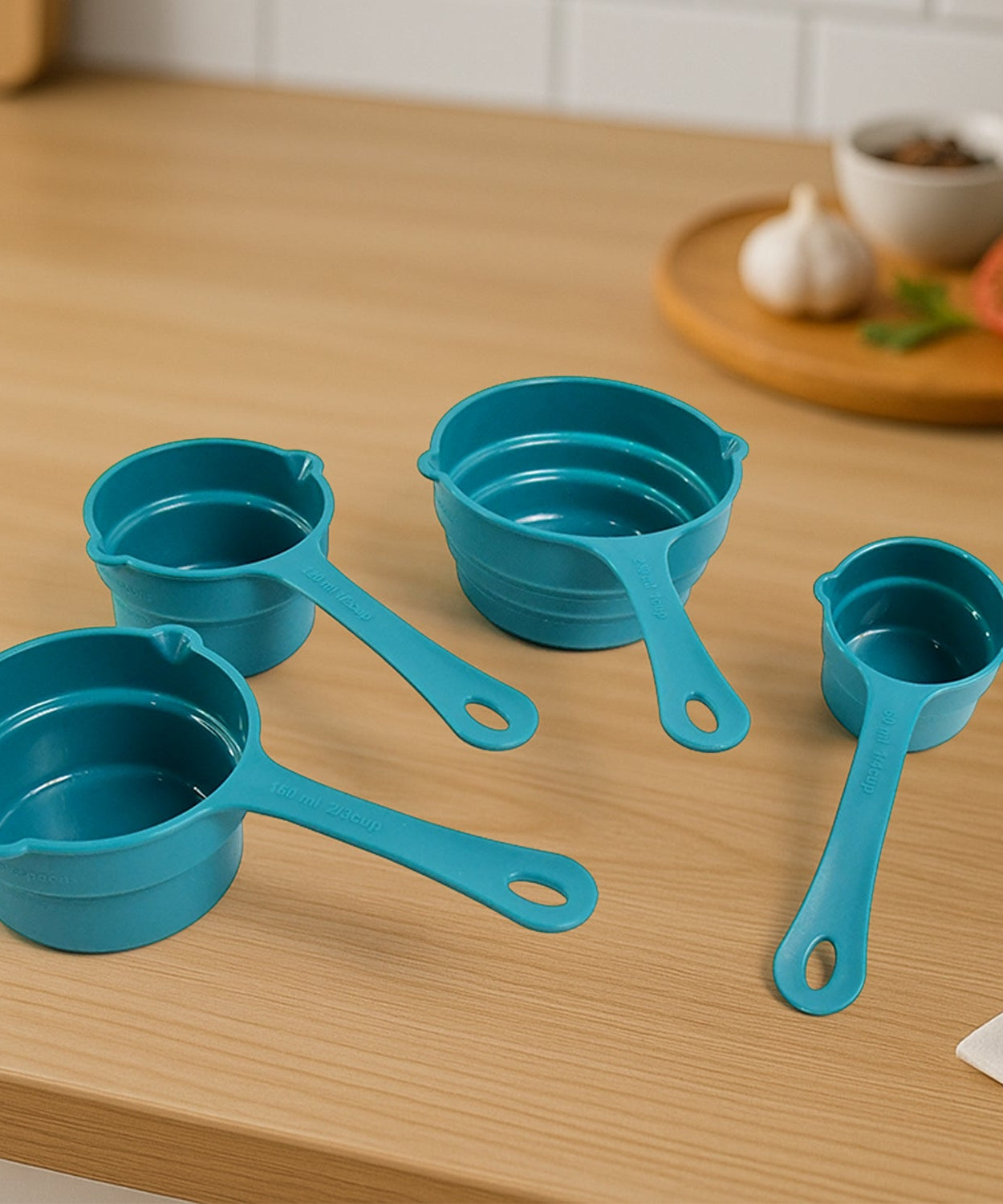 Apex 8-Piece Measuring Spoons and Cups Set