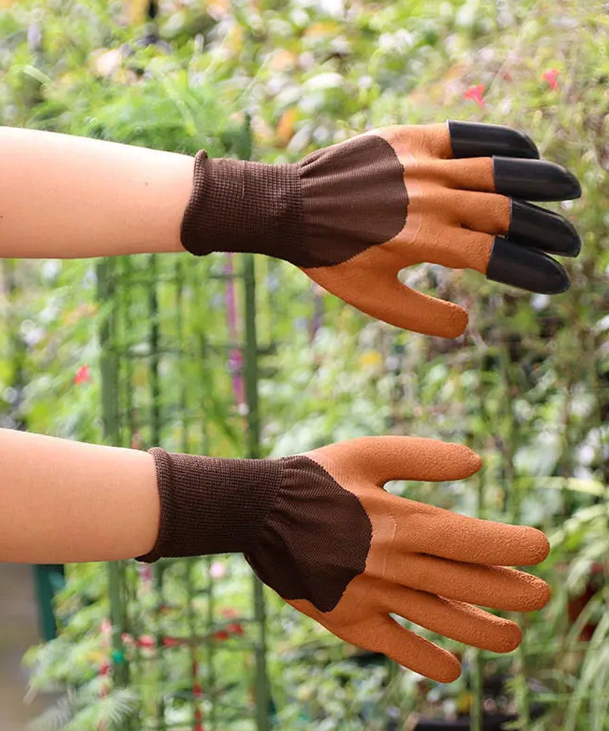 Garden Farming Gloves With Hand Fingertips & Plastic Claws (1 Pair)