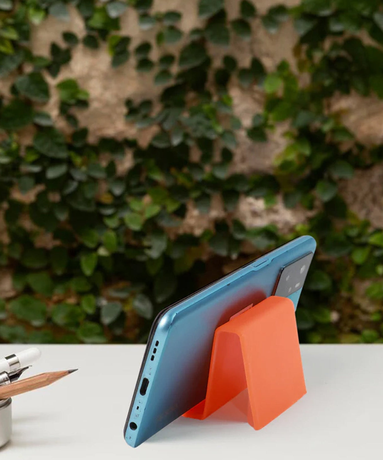 Durable Plastic Mobile Phone Stand with Angled Support (2 Pc / Mix Color)