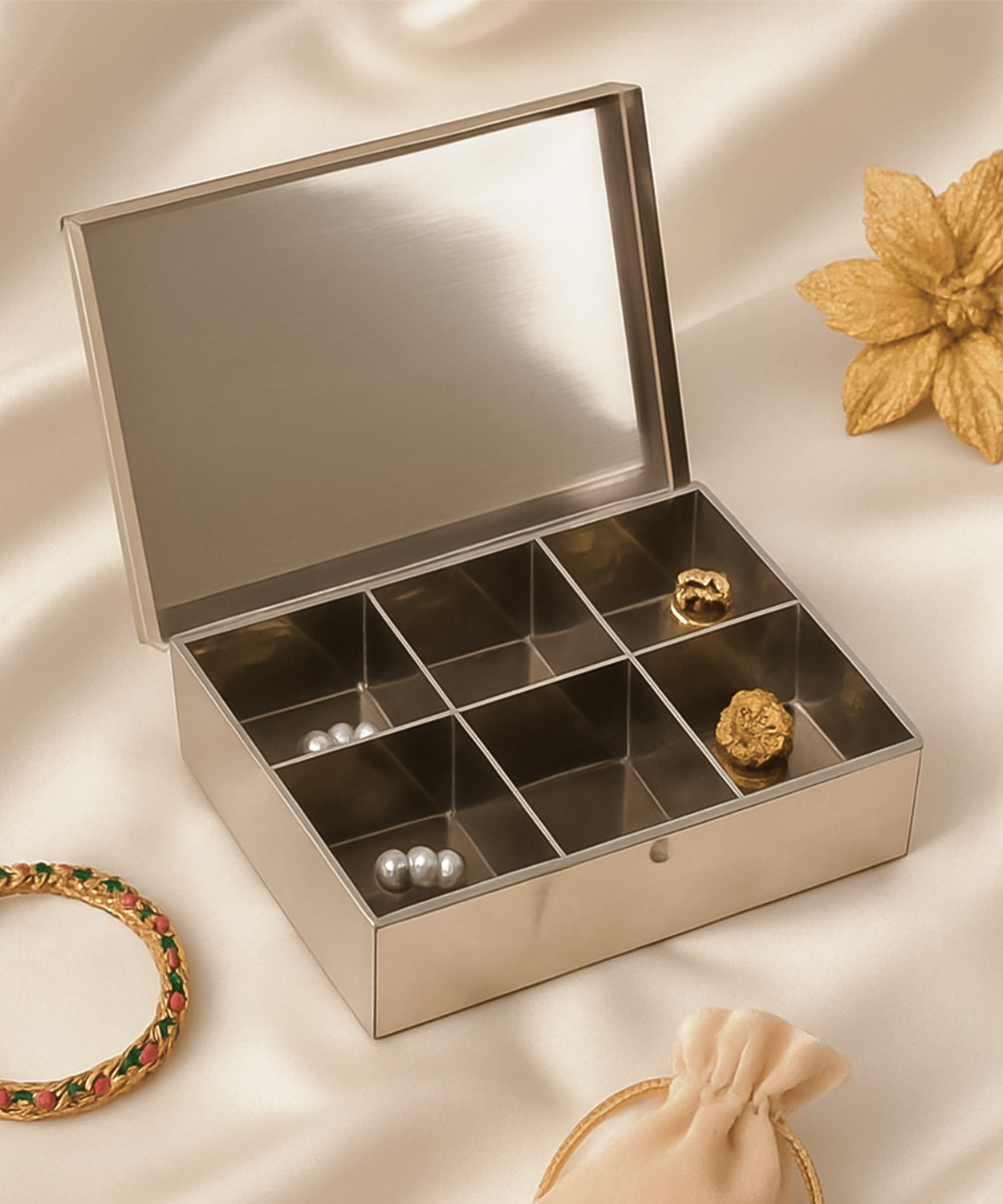 Tradi metal Pooja Basket 