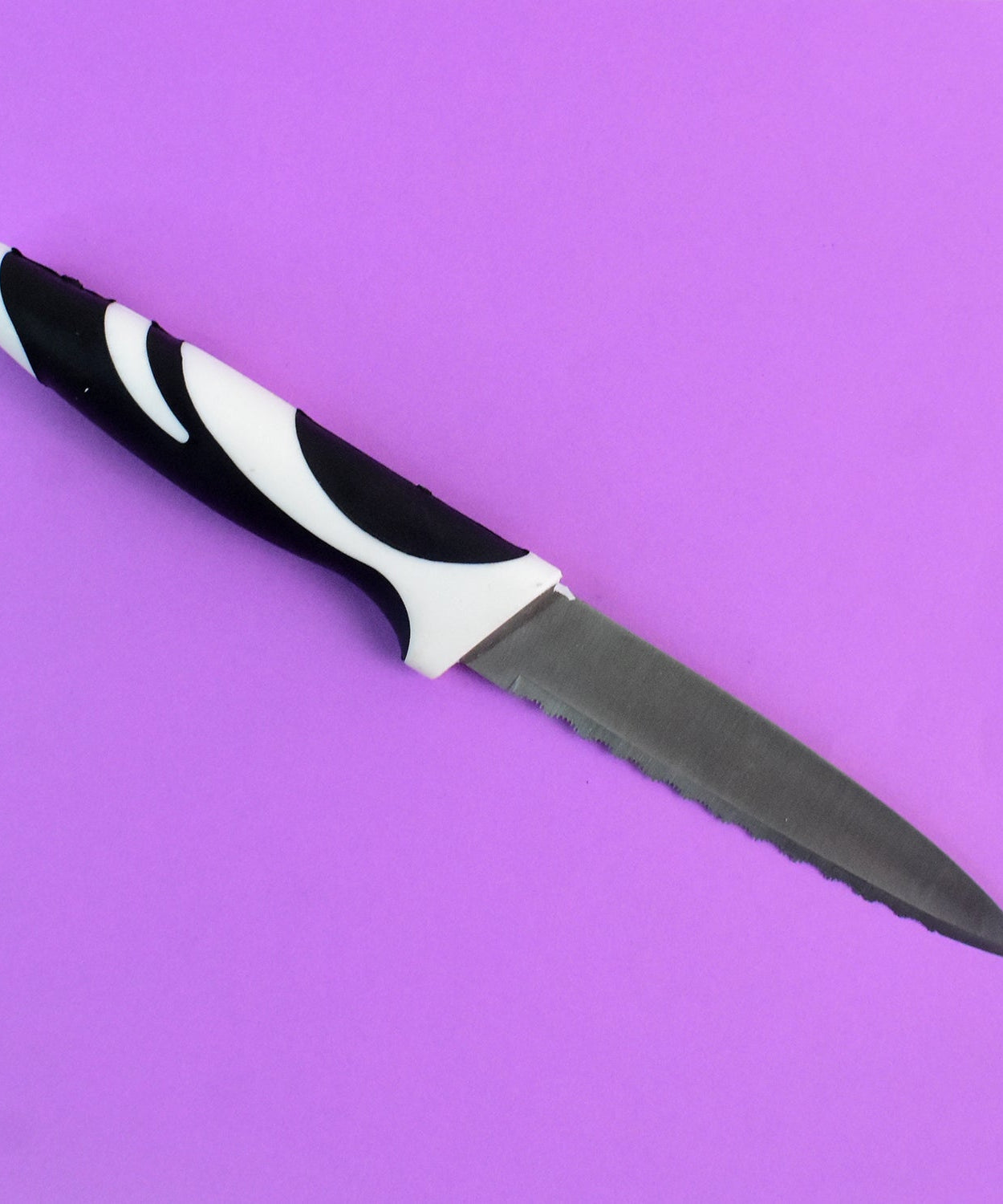 Ritu Stainless Steel Serrated Blade Zebra Kitchen Knife (1 Pc)