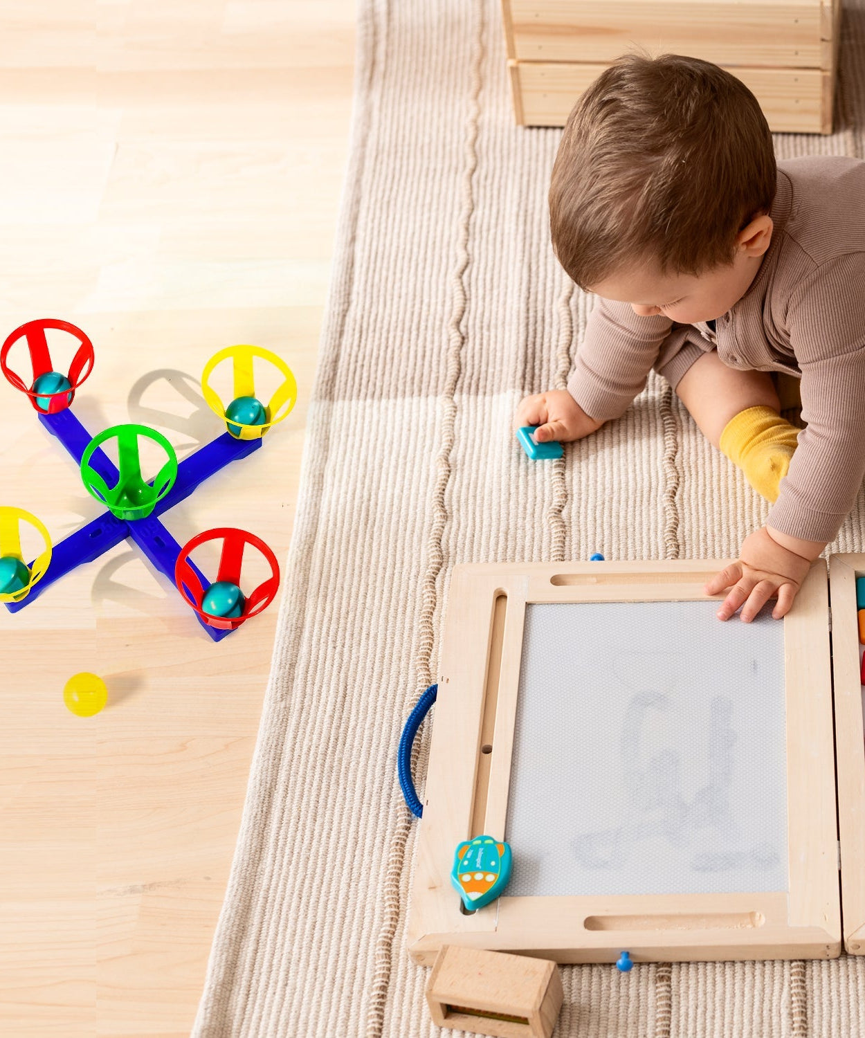 Set of baskets and balls for kids