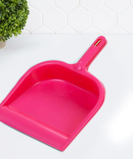 Multi-surface plastic dustpan with handle, durable for everyday use.