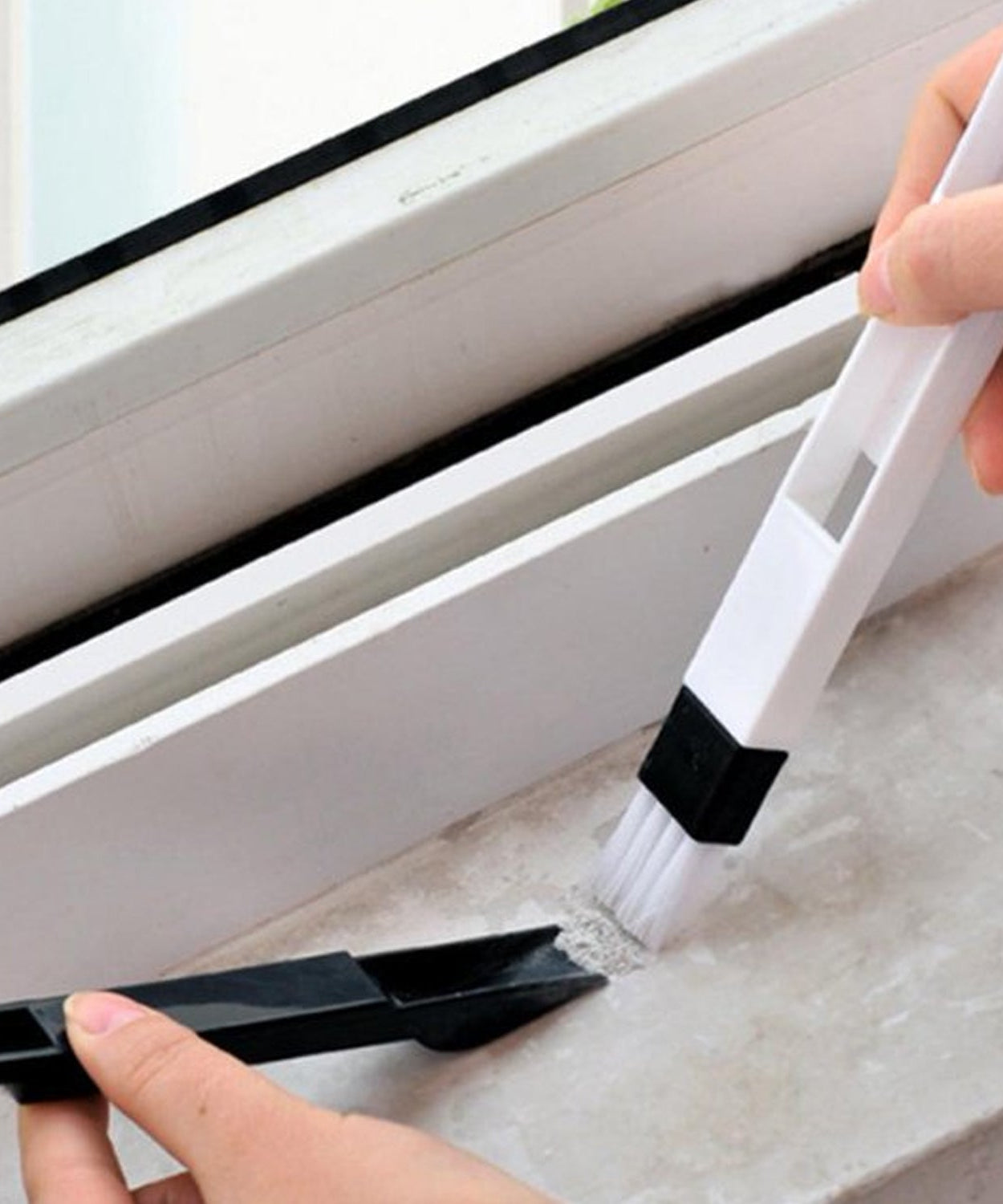 2 in 1 Multi-Function Plastic Window Slot Wardrobe Dust Removal Cleaning Brush