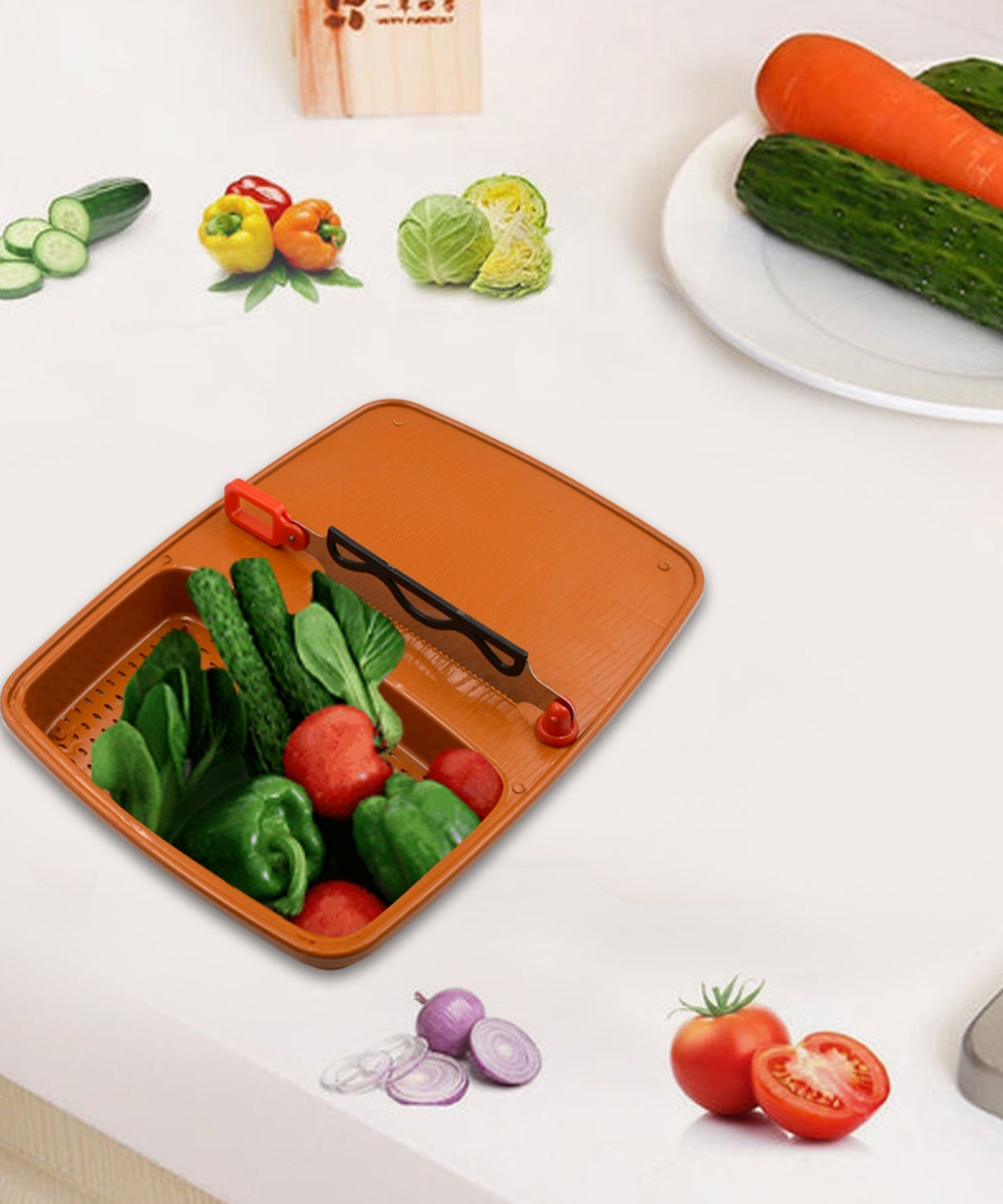 Fruit and vegetable cut and wash box with tray, for easy cleaning and cutting.