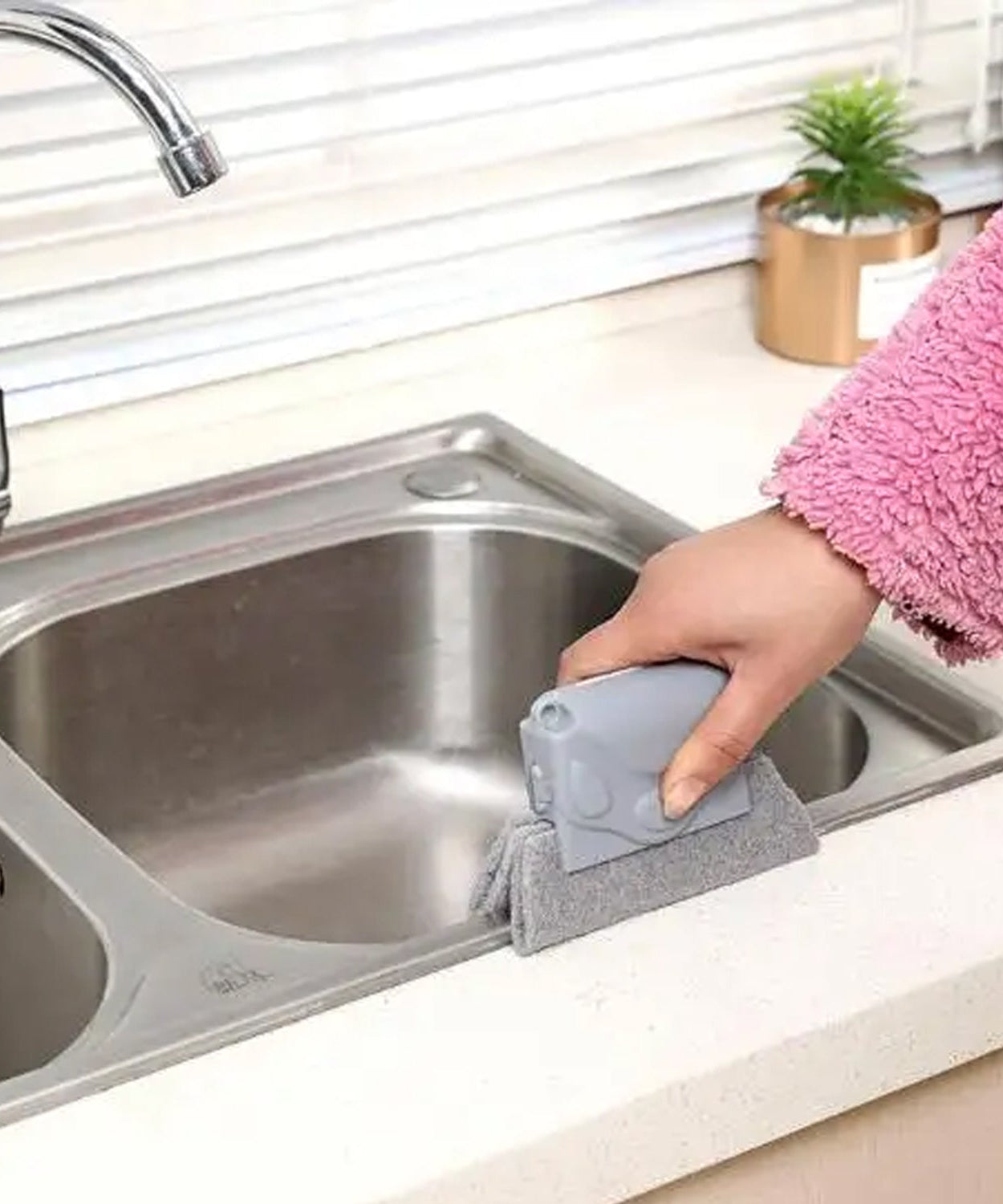 Window groove and door track cleaning brush, dust remover for edges.