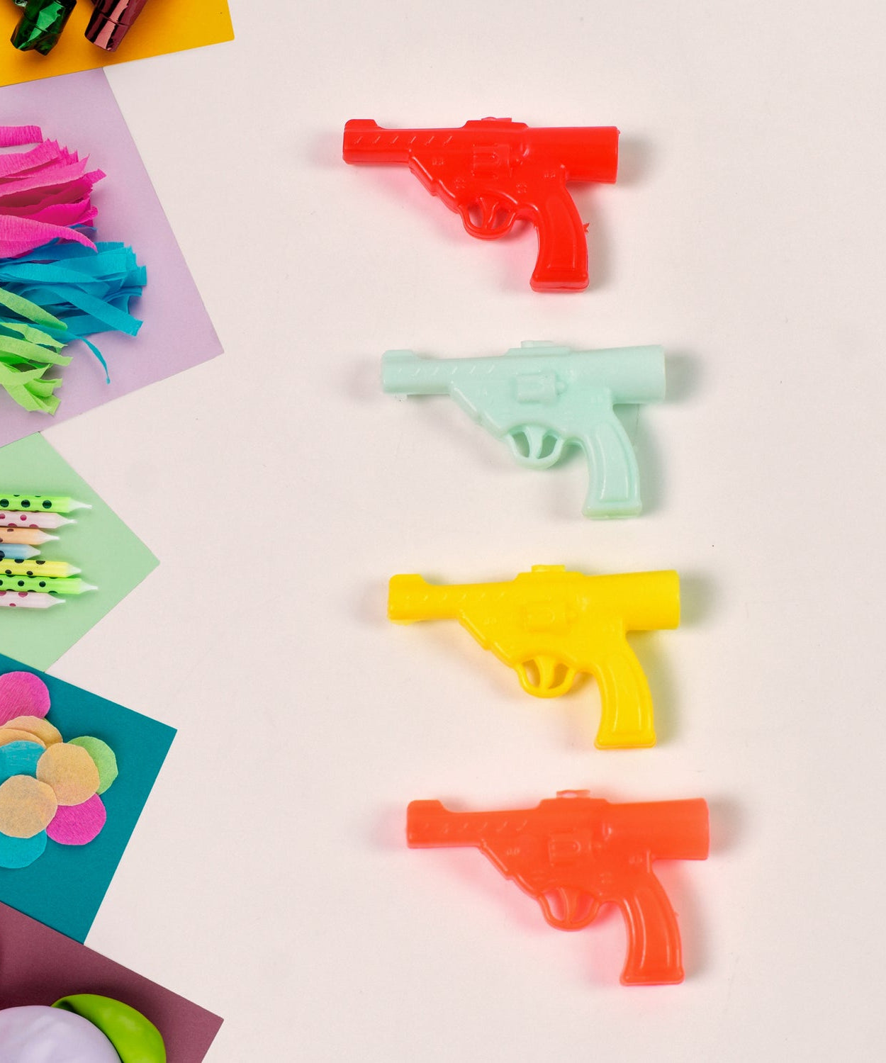 Gun Shape Pencil Top For Kids Office, Small Gun Toy (1 Pc / Mix Colour & Design)