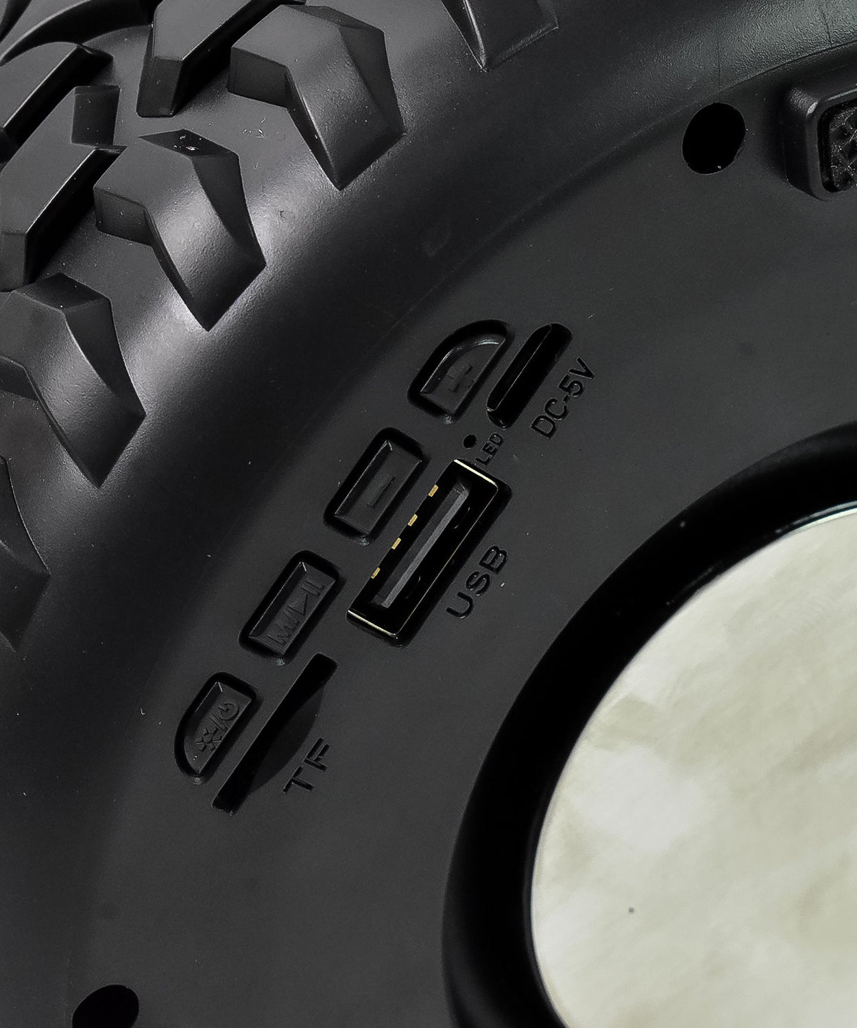 Portable Tyre / Wheel Shape Wireless Bluetooth Speaker (1 Pc)