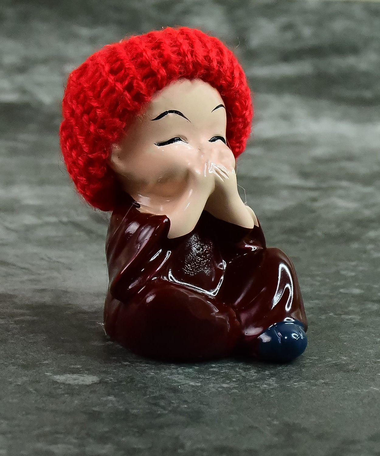 Decorative Resin Monk Buddha Showpiece Set of 4 with Traditional Straw Hats