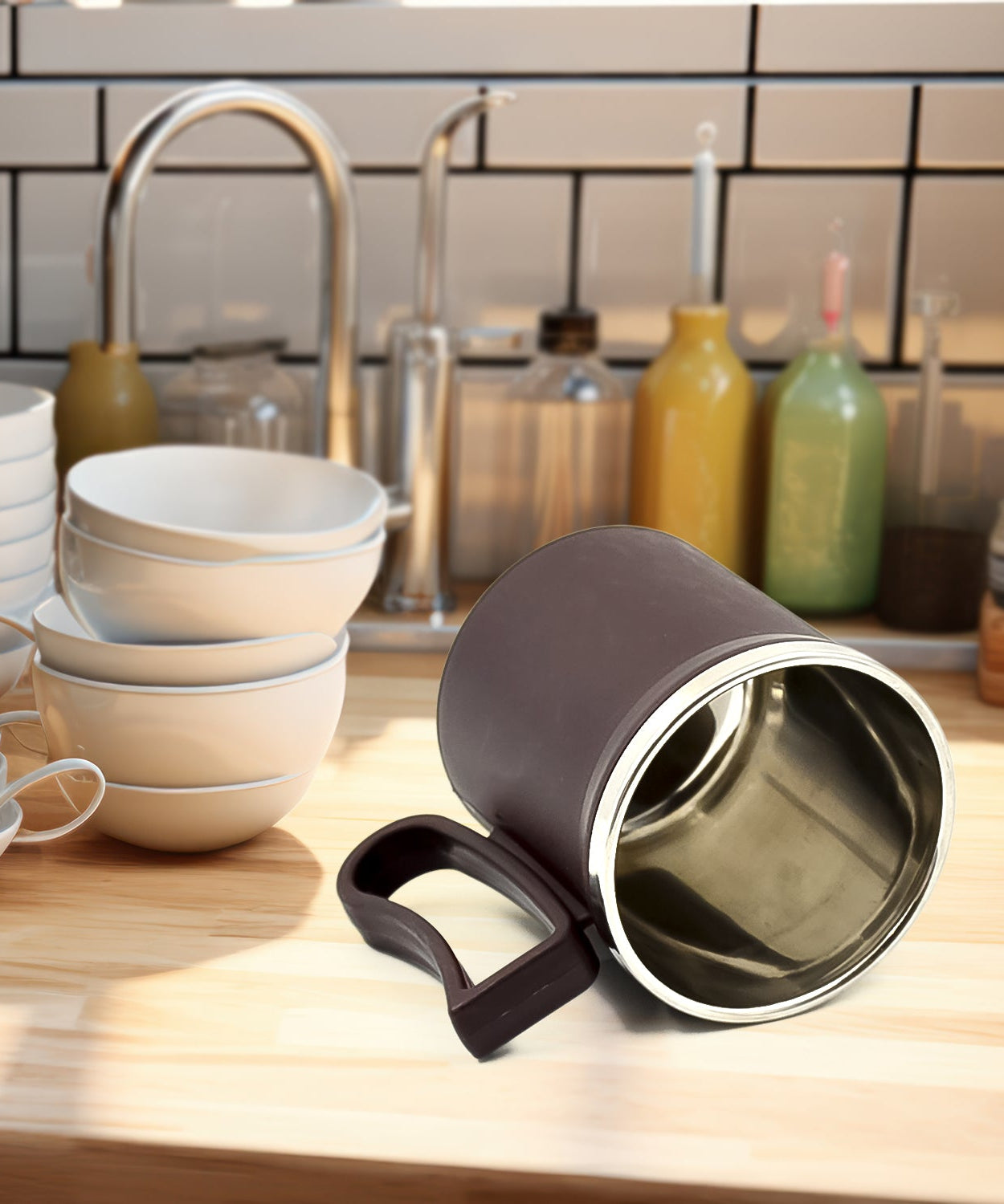 Coffee Mug with Lid and Handle