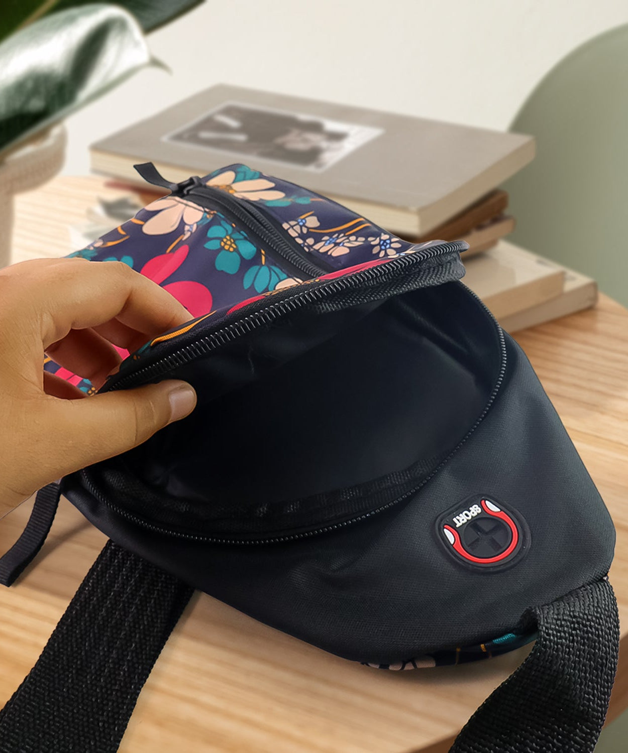 Waterproof Waist Bag, Shoulder Bags USB Charging Earphone Hook Sling Travel Bag (1 Pc / Mix Color)