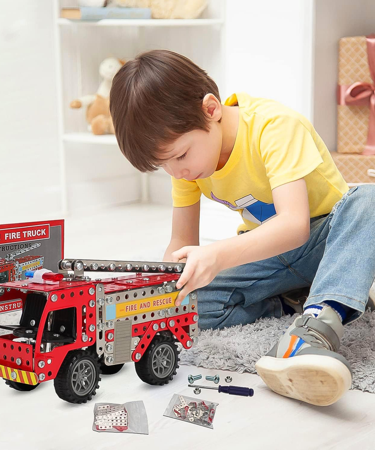Metal DIY Fire Truck Building Blocks for Kids (Fire Truck / 292pcs of truck tool / 1 Set)