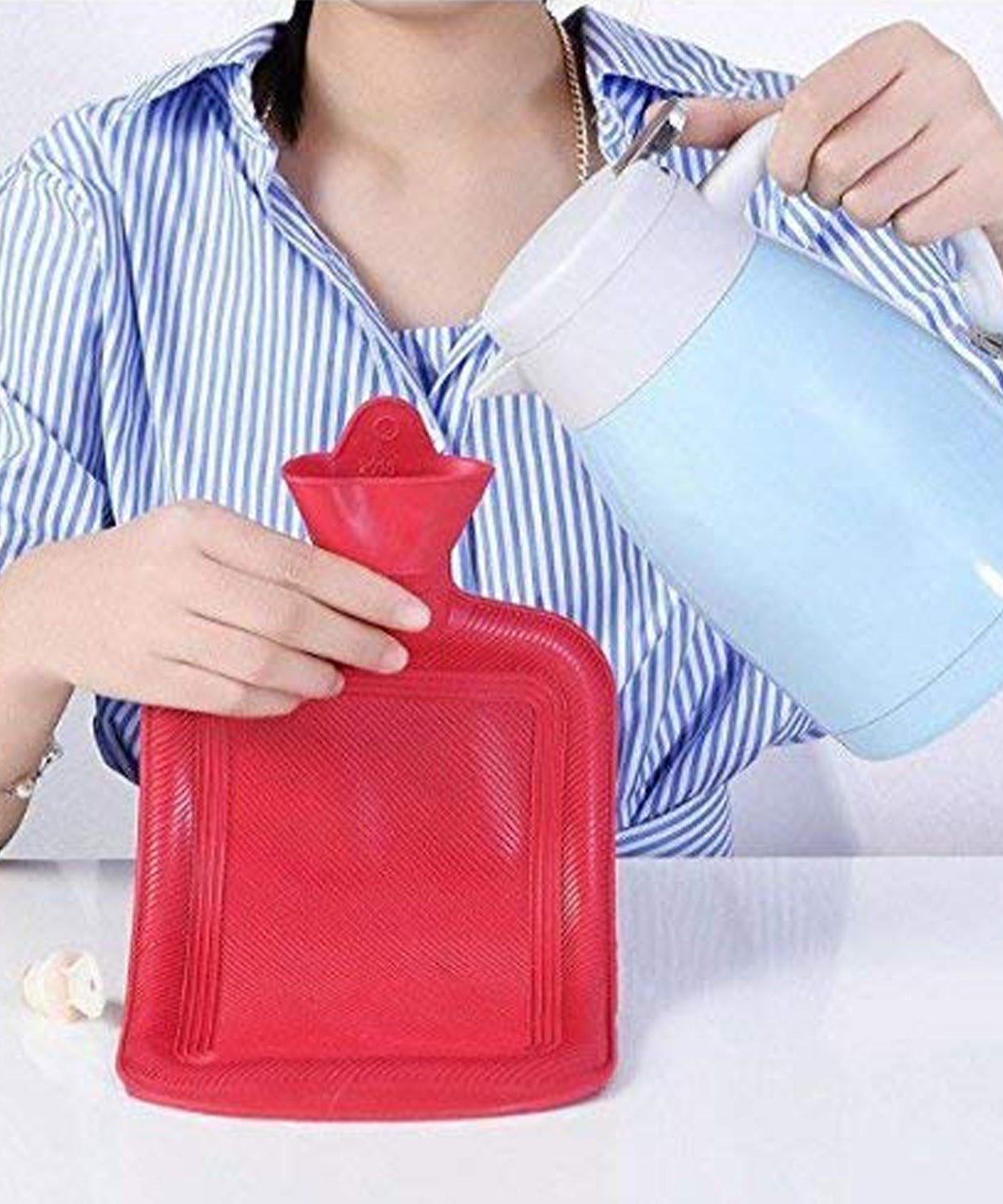 Rubber heating pad for small size pain relief.