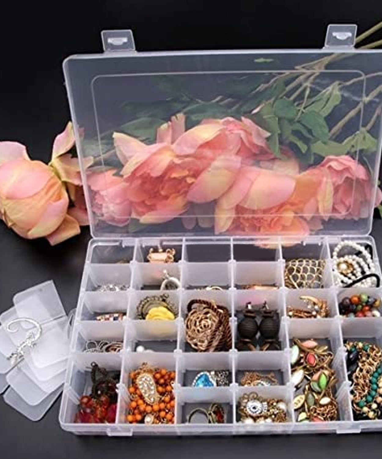 Jewelry organizer with dividers