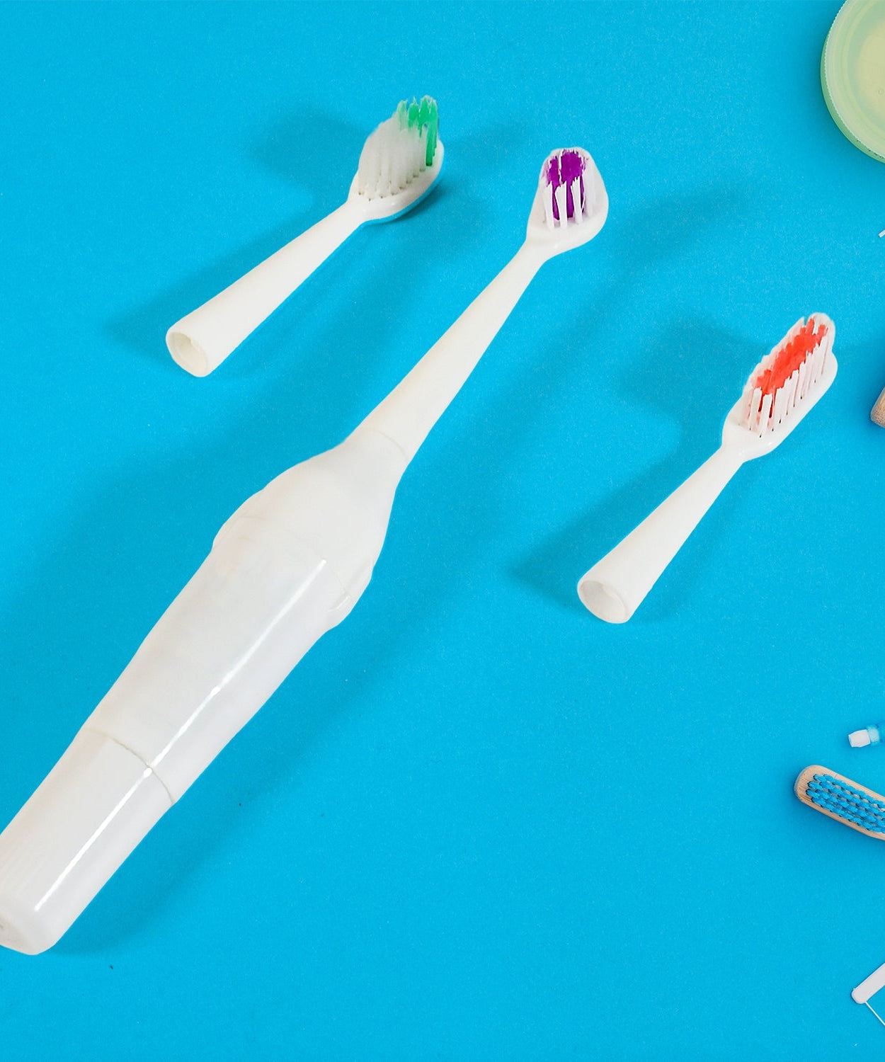 Electric Toothbrush for Adults & Teens – Deep Cleansing, Battery Operated (Battery Not included)