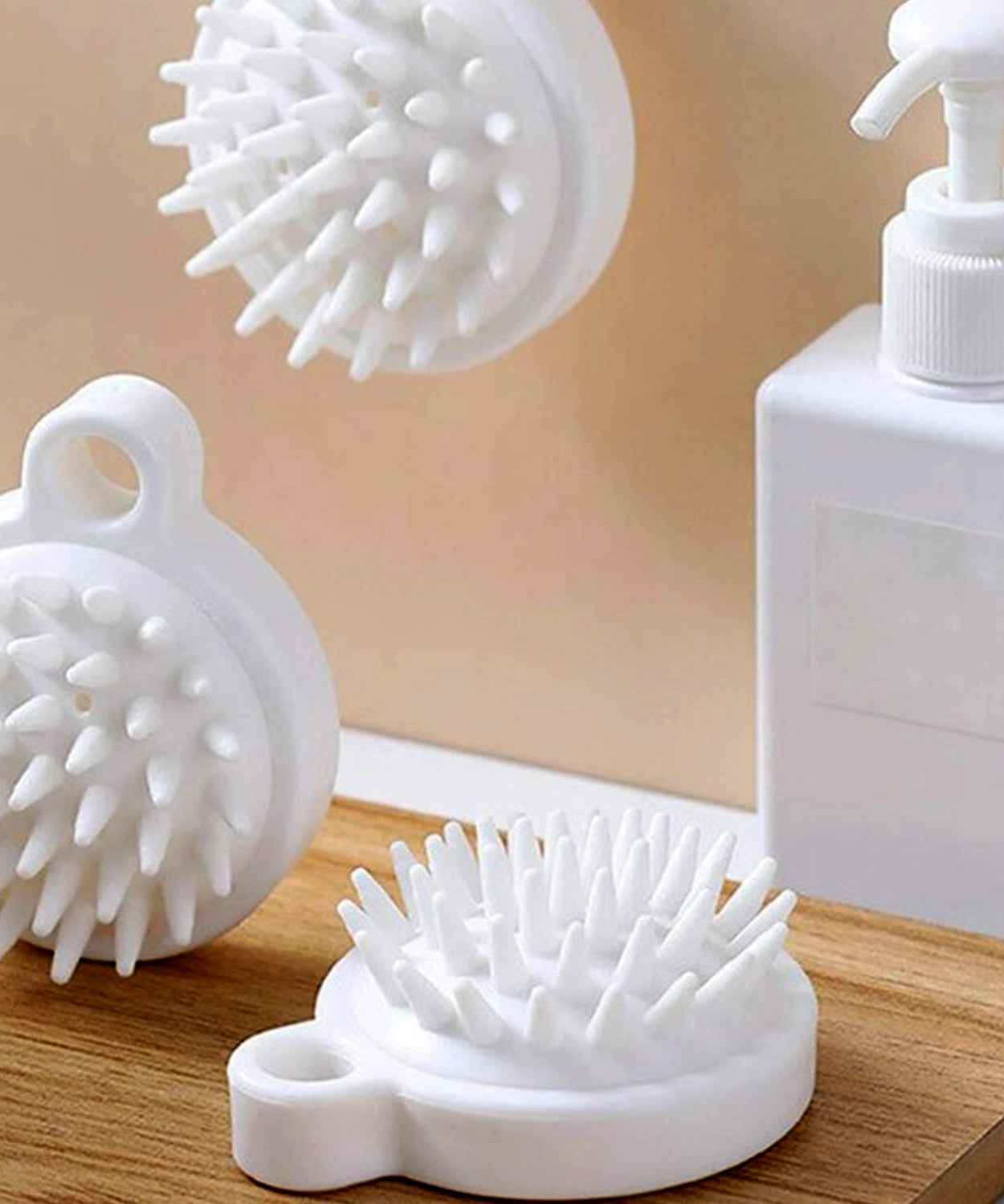 Comb Scalp Massage Brush, Hair brush, Hair Comb, Shower Brush, Bath Massage Brush, Small Portable Brush Washable Massage Comb Bath Shampoo Massages Effectively Remove Loose Short Hair, Hair accessories