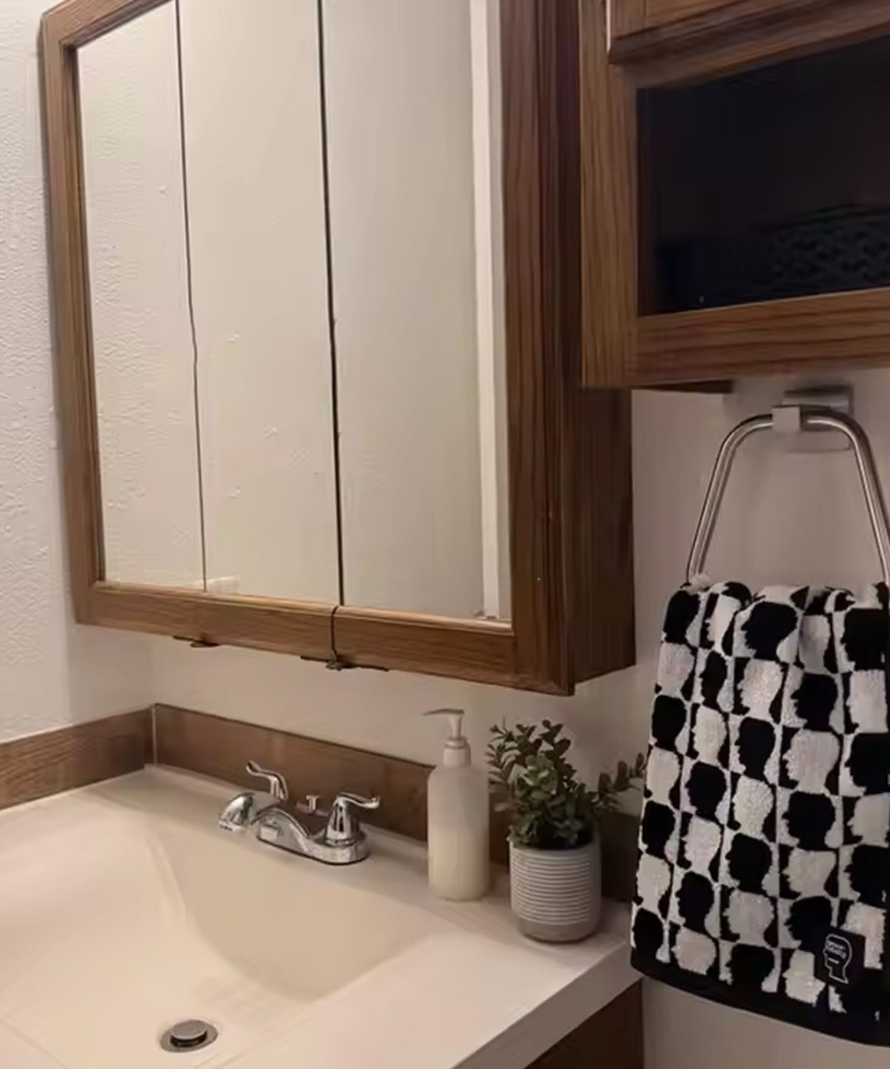 Unbreakable ABS Square Towel Ring Wall Mounted Stand / Holder (1 Pc)