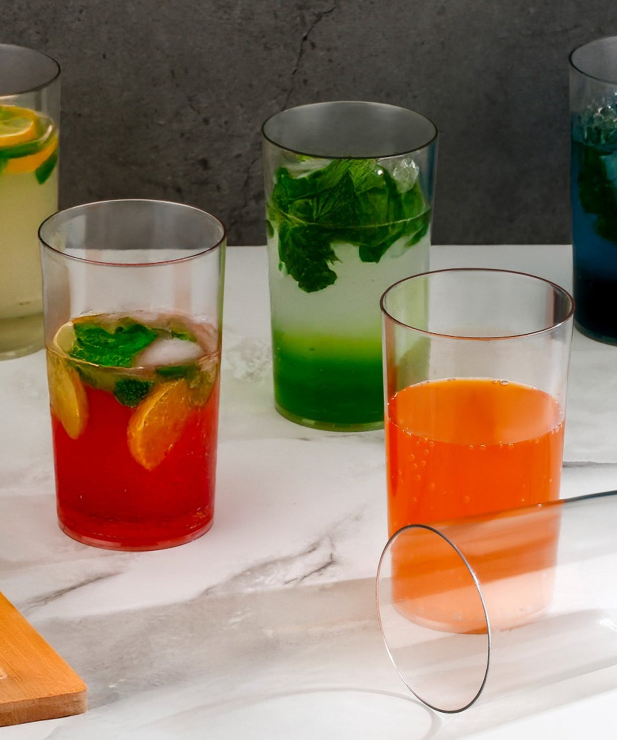 Round Clear Plastic Water Glass Juice Beer Wine Plastic Unbreakable Transparent Glass Set ( 300ml 6pc )