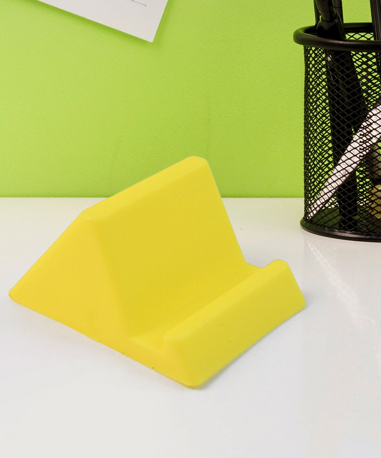 Travel Mate Mini Stand