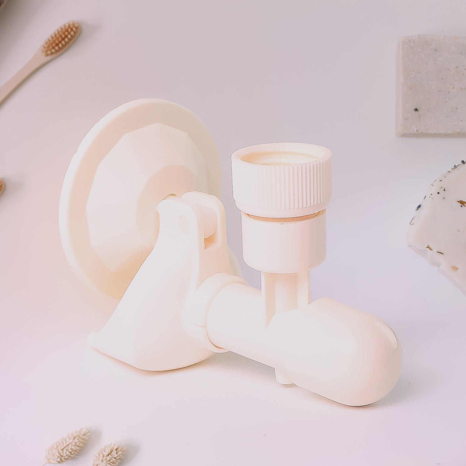 Wall-Mountable Soap Dispenser