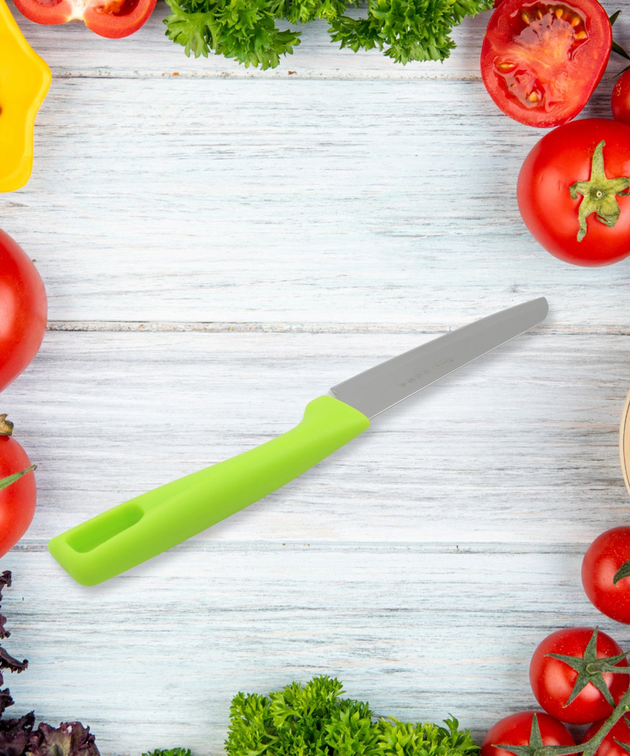 Stainless steel kitchen knife with mix design