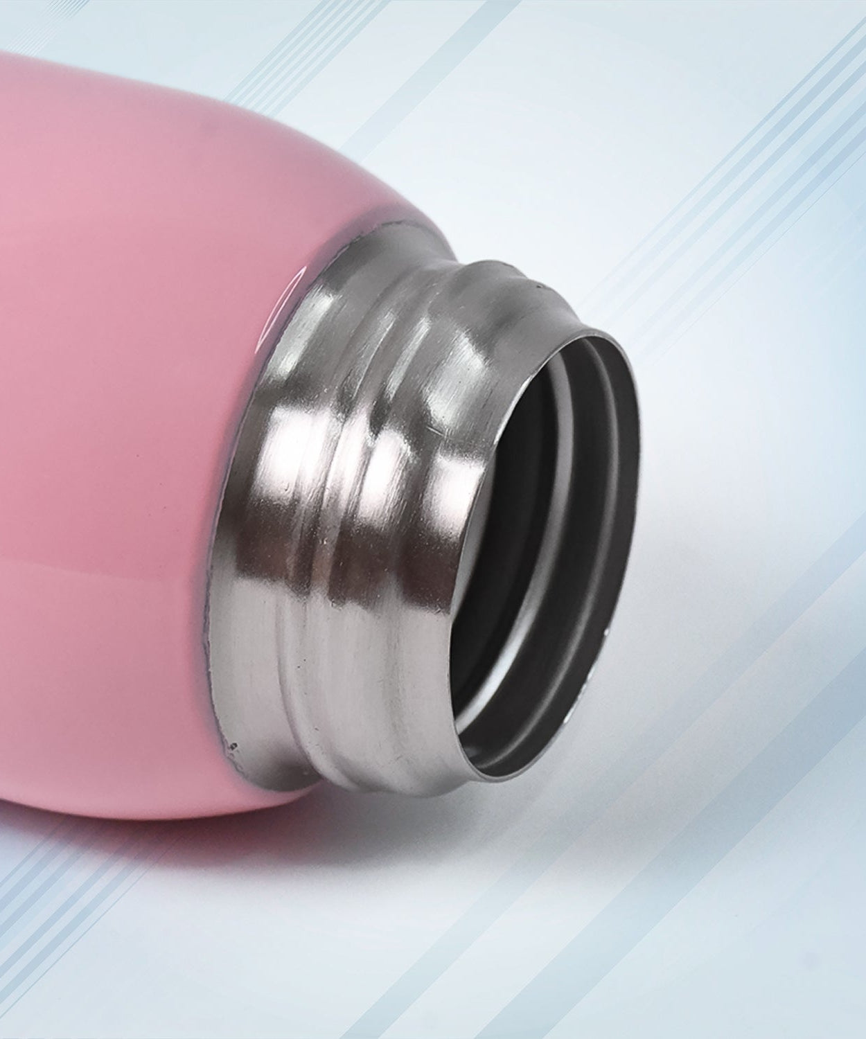 Thermos steel Double Wall Vacuum Bottle With Cover & Strap 600ml Approx