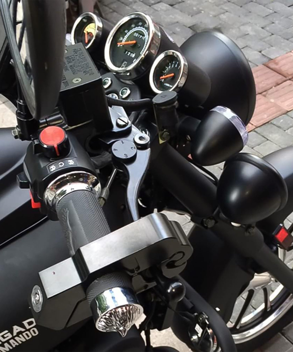 Motorcycle Grip Lock Universal Motorcycle Handlebar Throttle Grip Security Lock