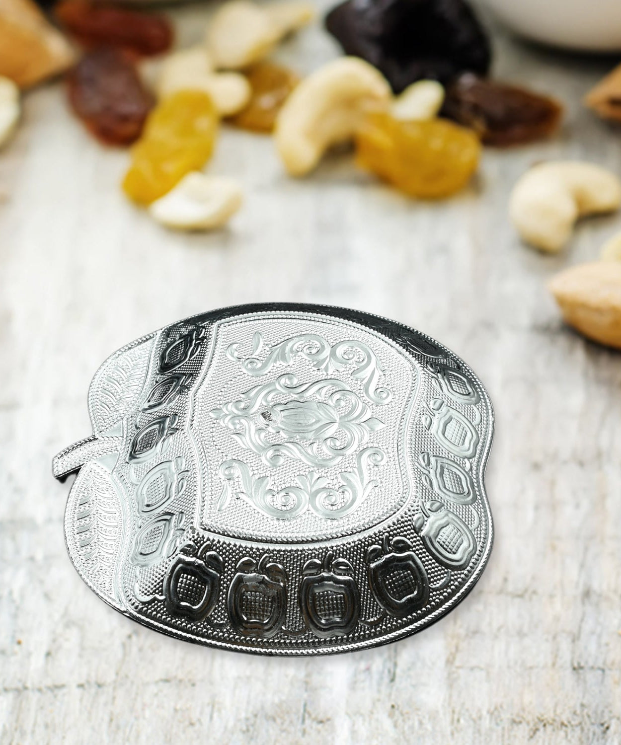 Fancy tray for serving mukhwas and dry fruits