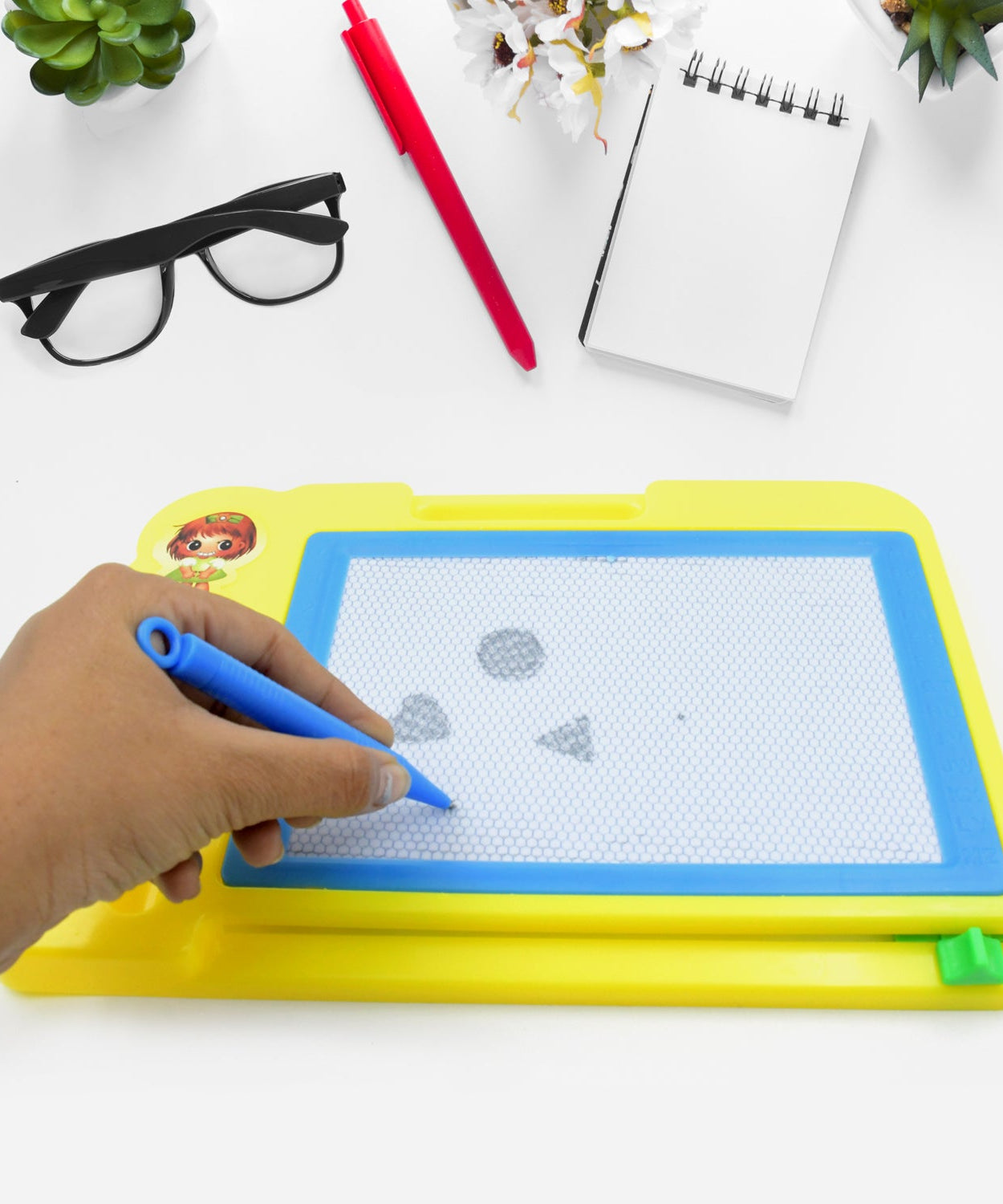 Children Magic Slate Pen Doodle Pad Erasable Drawing Easy Reading Writing Learning Graffiti Board Kids Gift Toy Magnetic Painting Sketch Pad for Baby Children (1 Pc Mix Color)