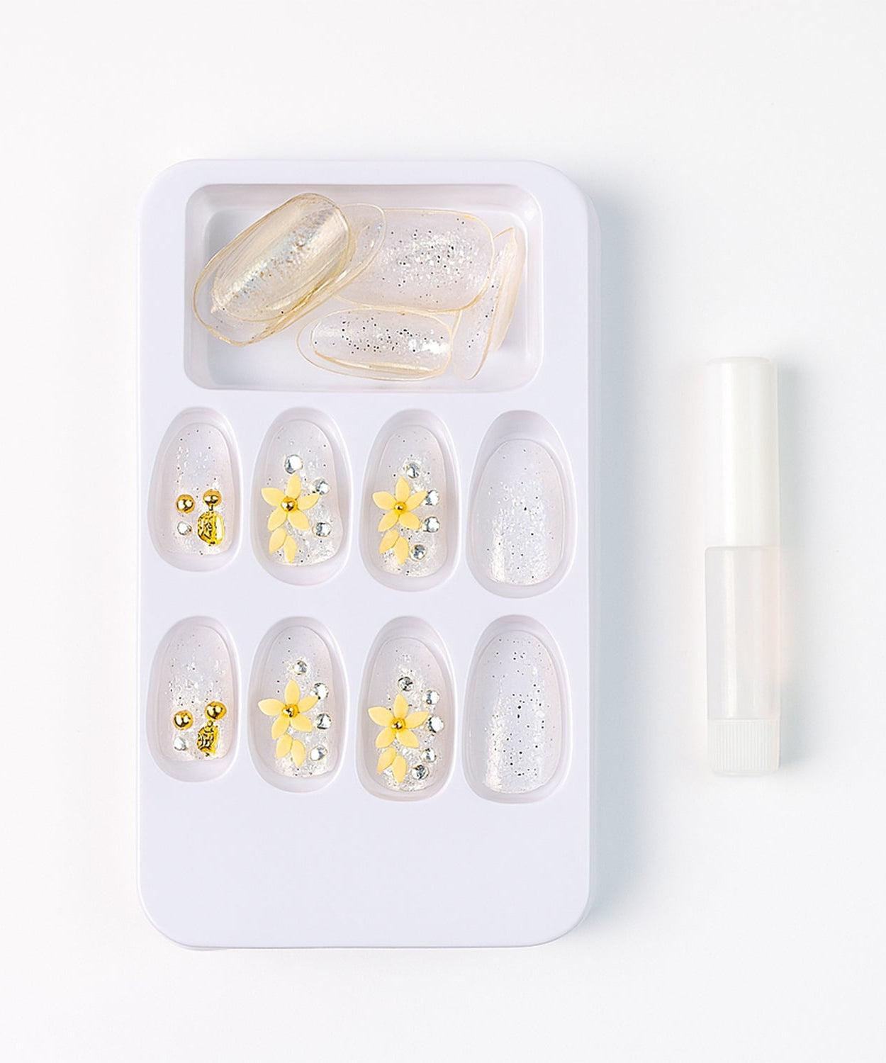 3D Floral Glitter Nail Tips