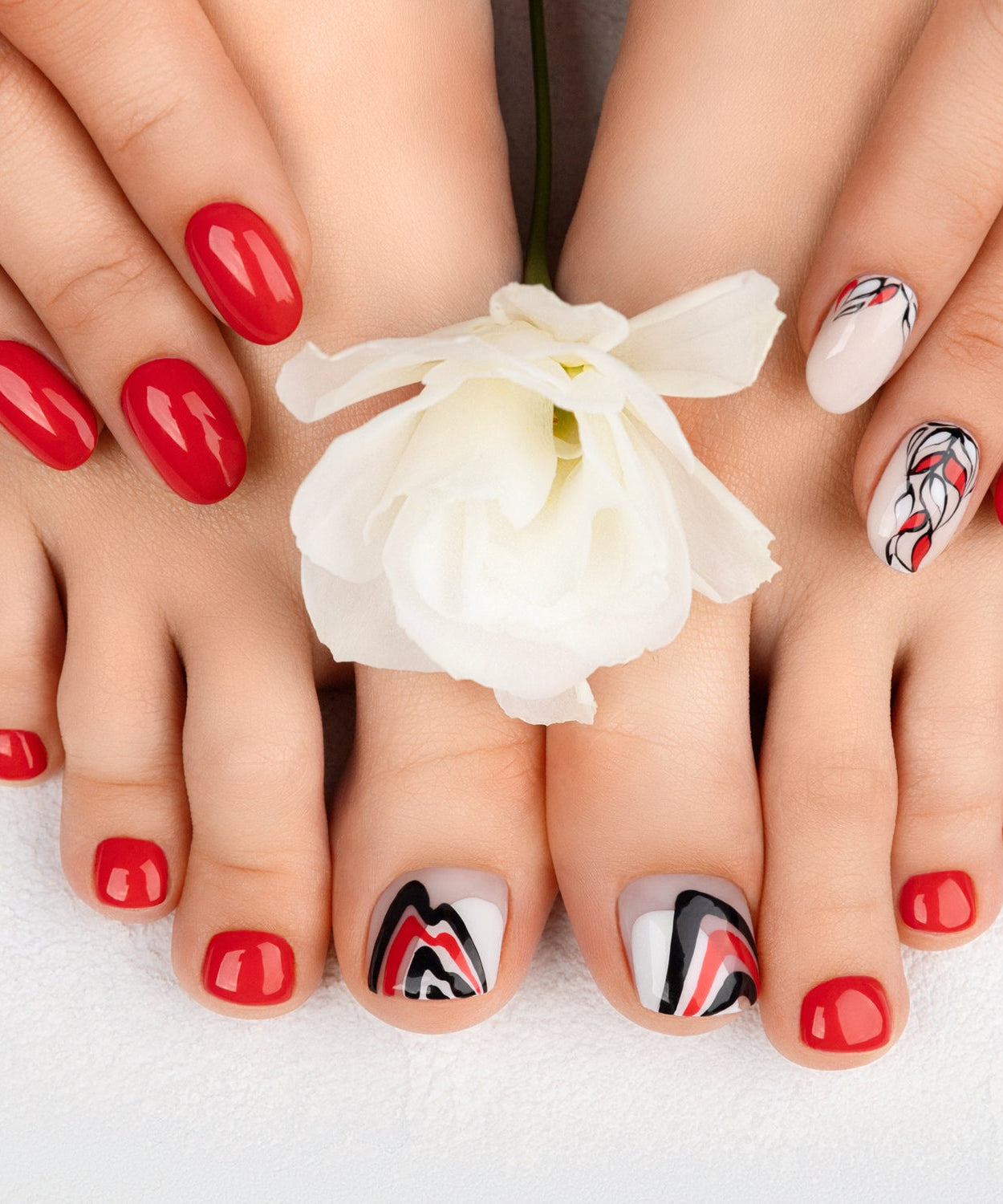 Stainless Steel Folding Portable Large Nail Clippers with Nail File (1 Pc / Mix Design)