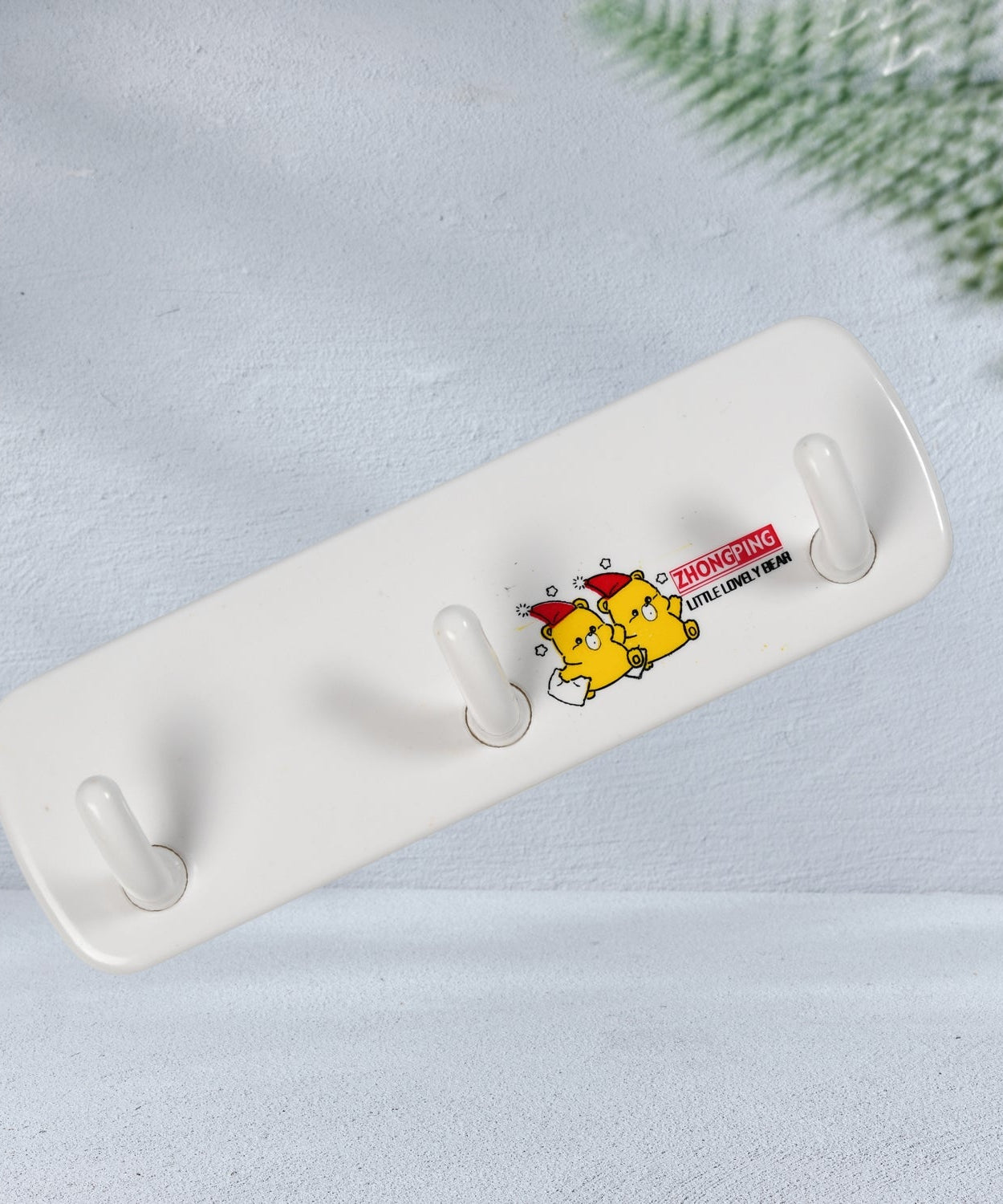 Hook rail for clothes