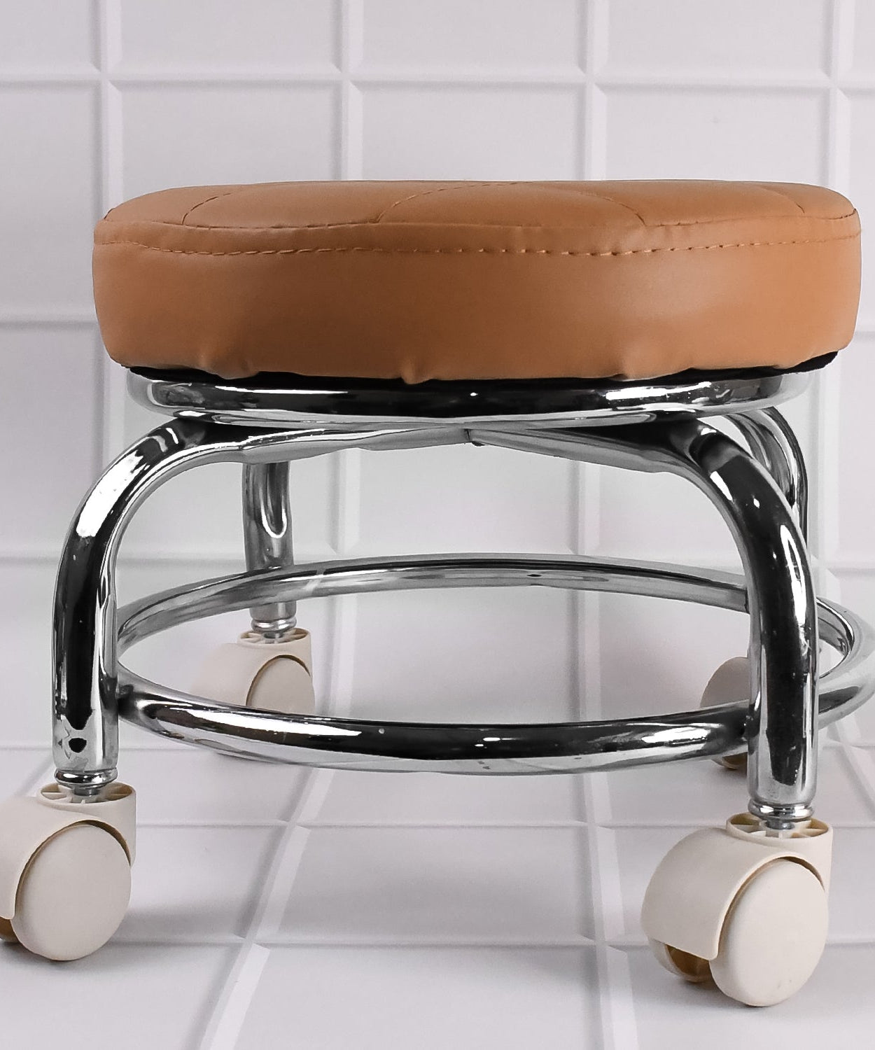 LuxeRoll Pedicure Seat