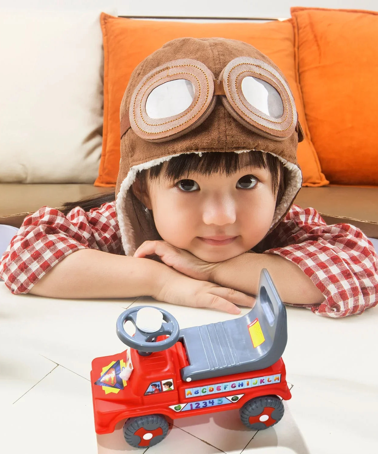 Ride-on baby car with musical horn and comfortable backrest
