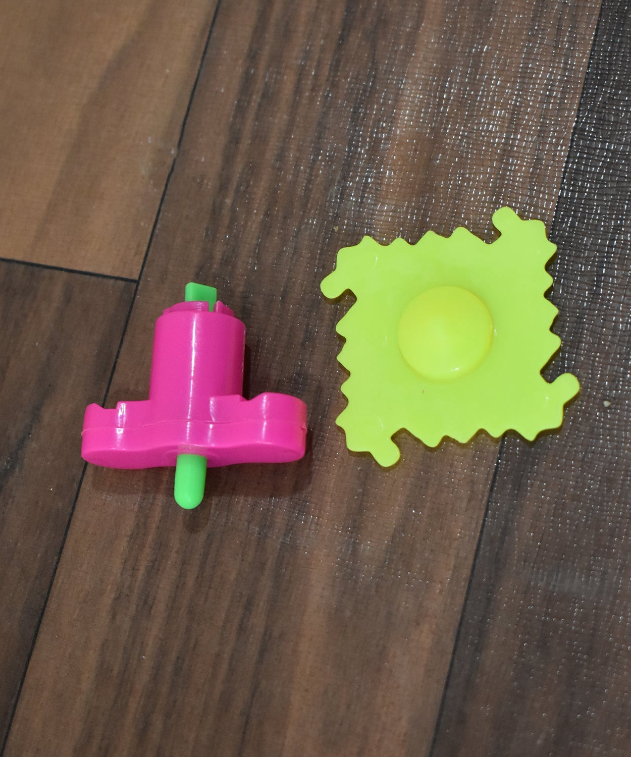 30-piece toy spinner launcher set for kids