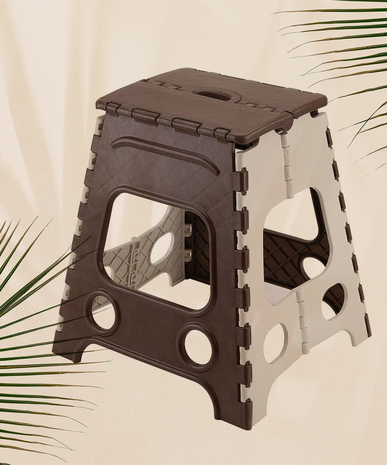 18-inch folding stool with non-slip design, holds up to 95 kg.