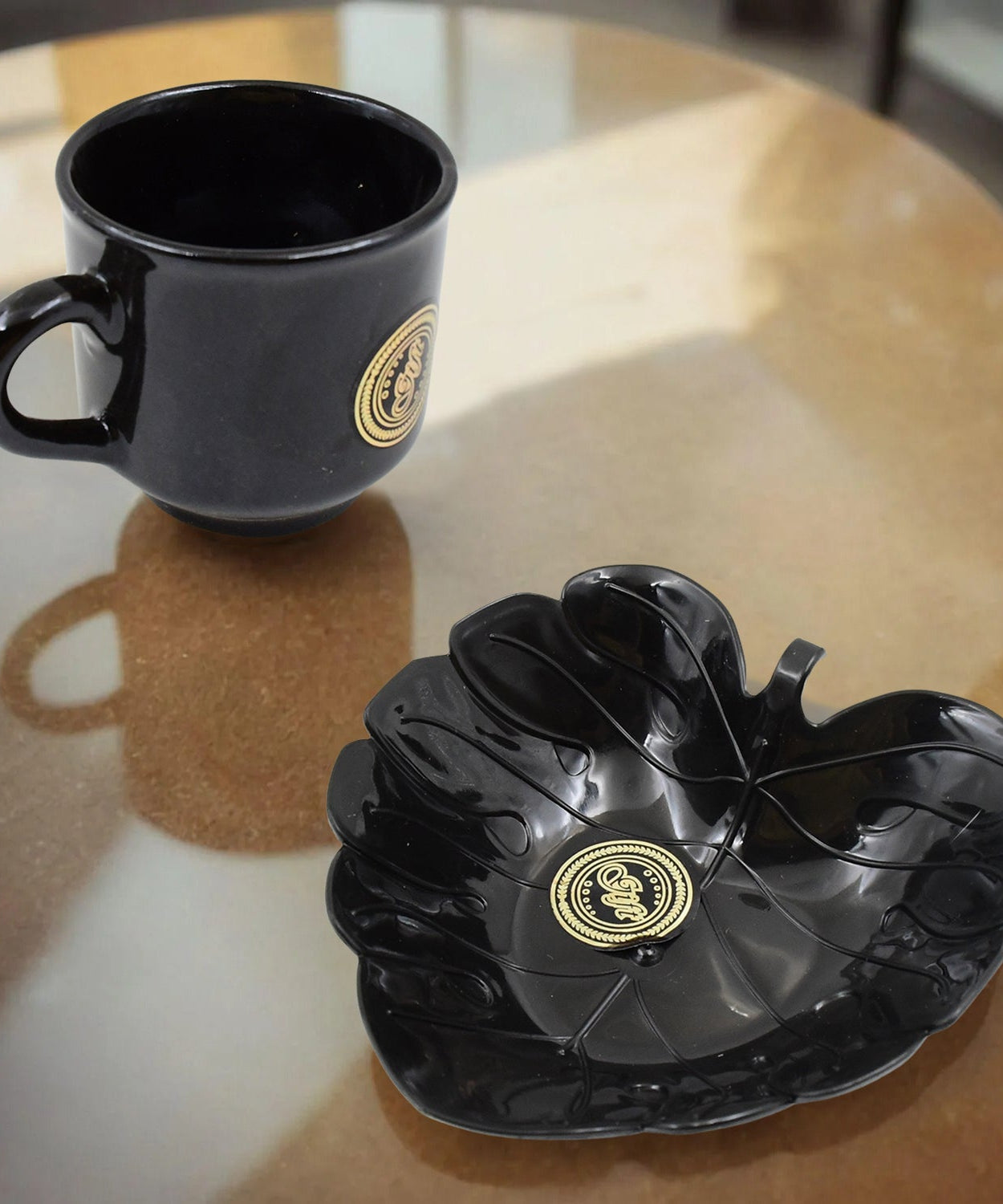 8 Pcs Mug Set With Serving Bowl