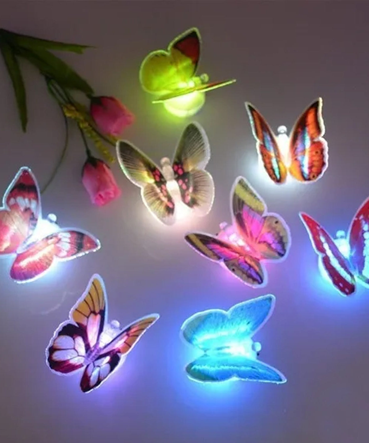 3D illusion lamp with butterfly design.