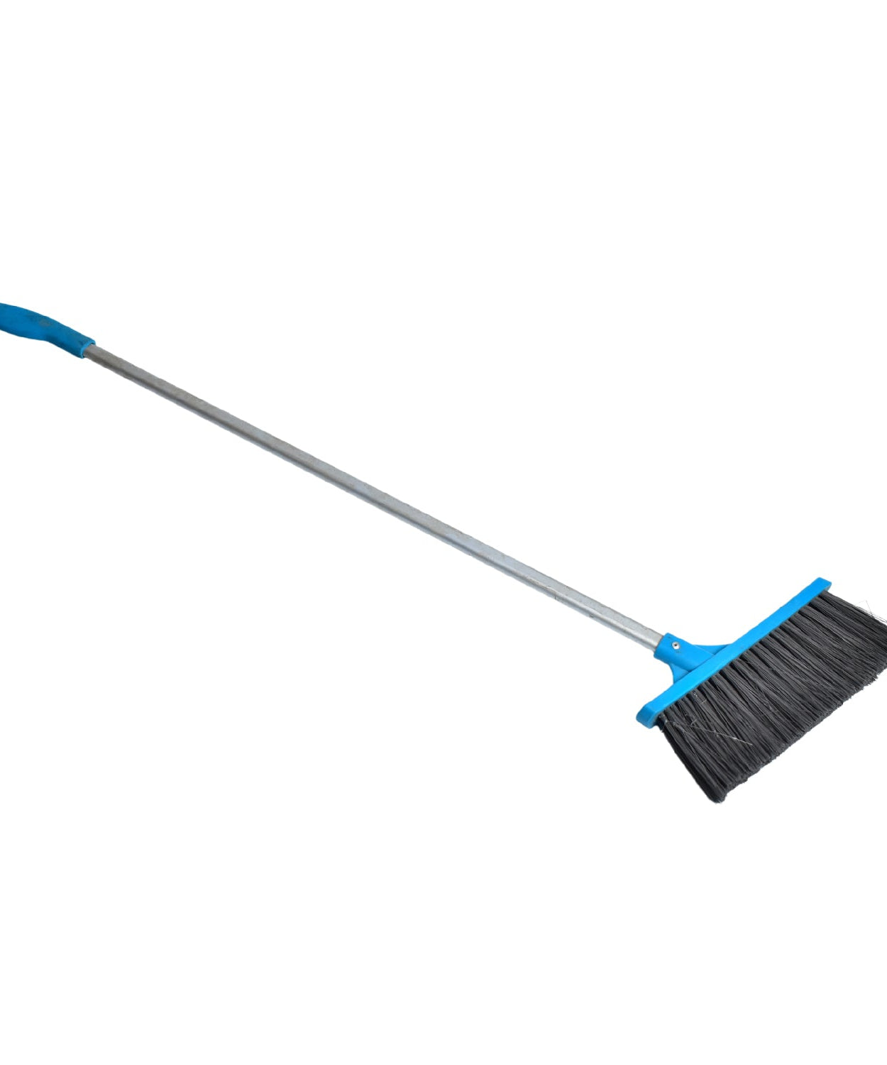 Long-handle brush with stiff bristles, perfect for cleaning bathtubs and tile floors.
