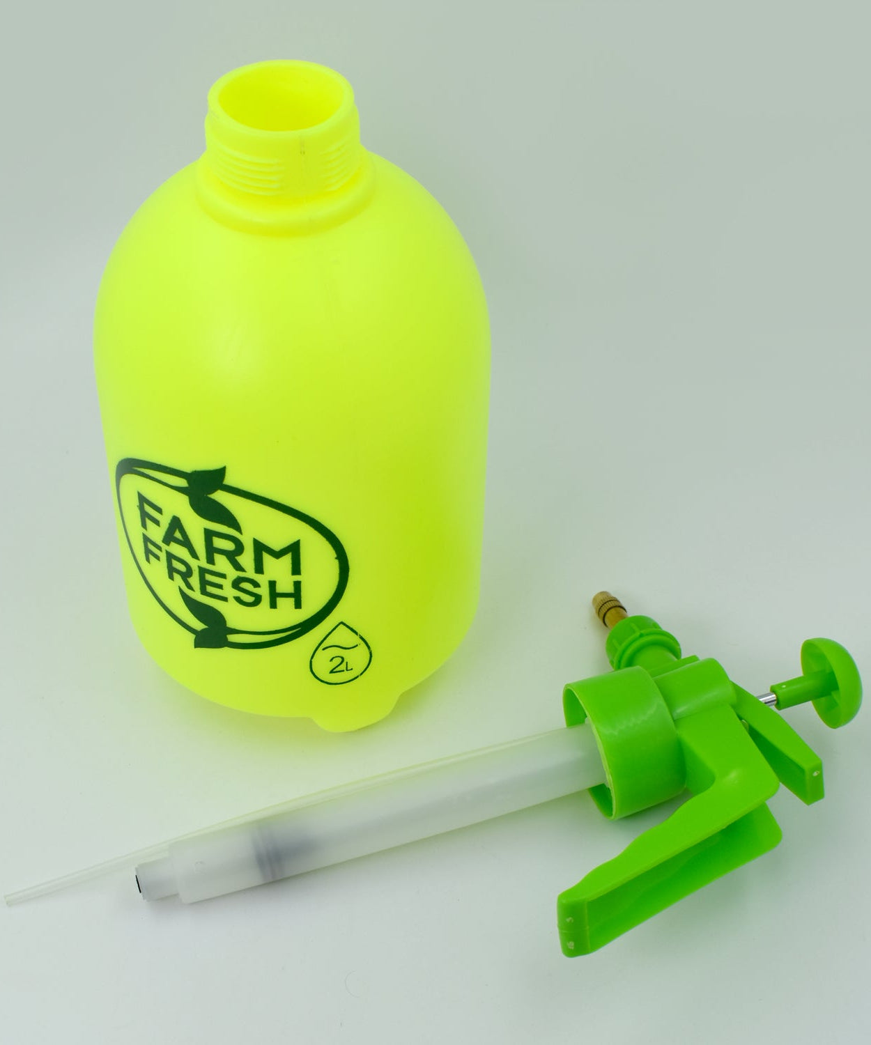 2-litre sprayer for watering large gardens