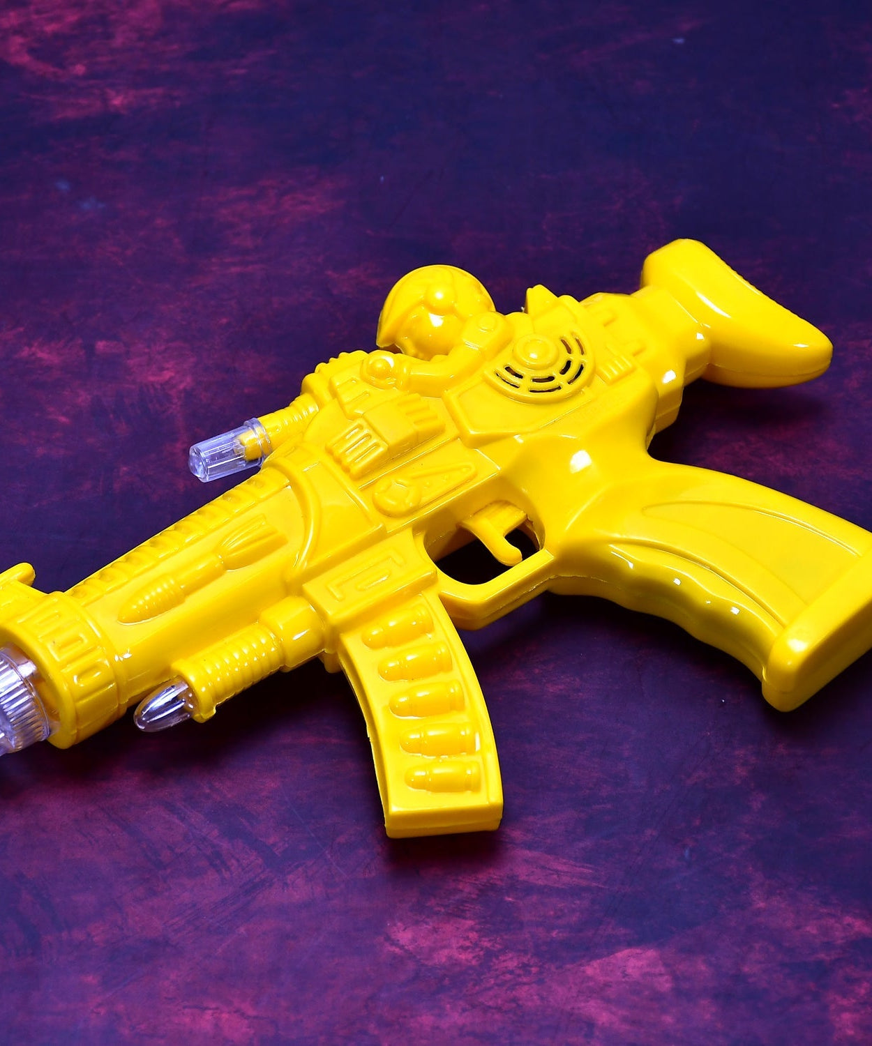 Transparent glow gear gun with rainbow lights