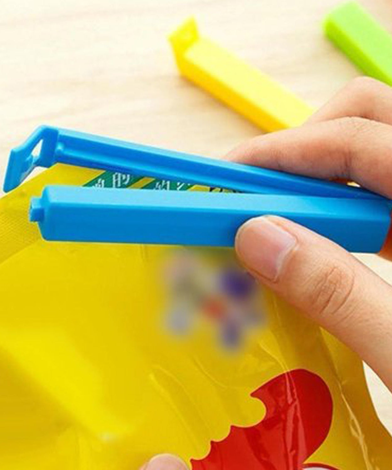 Food clips for easy storage