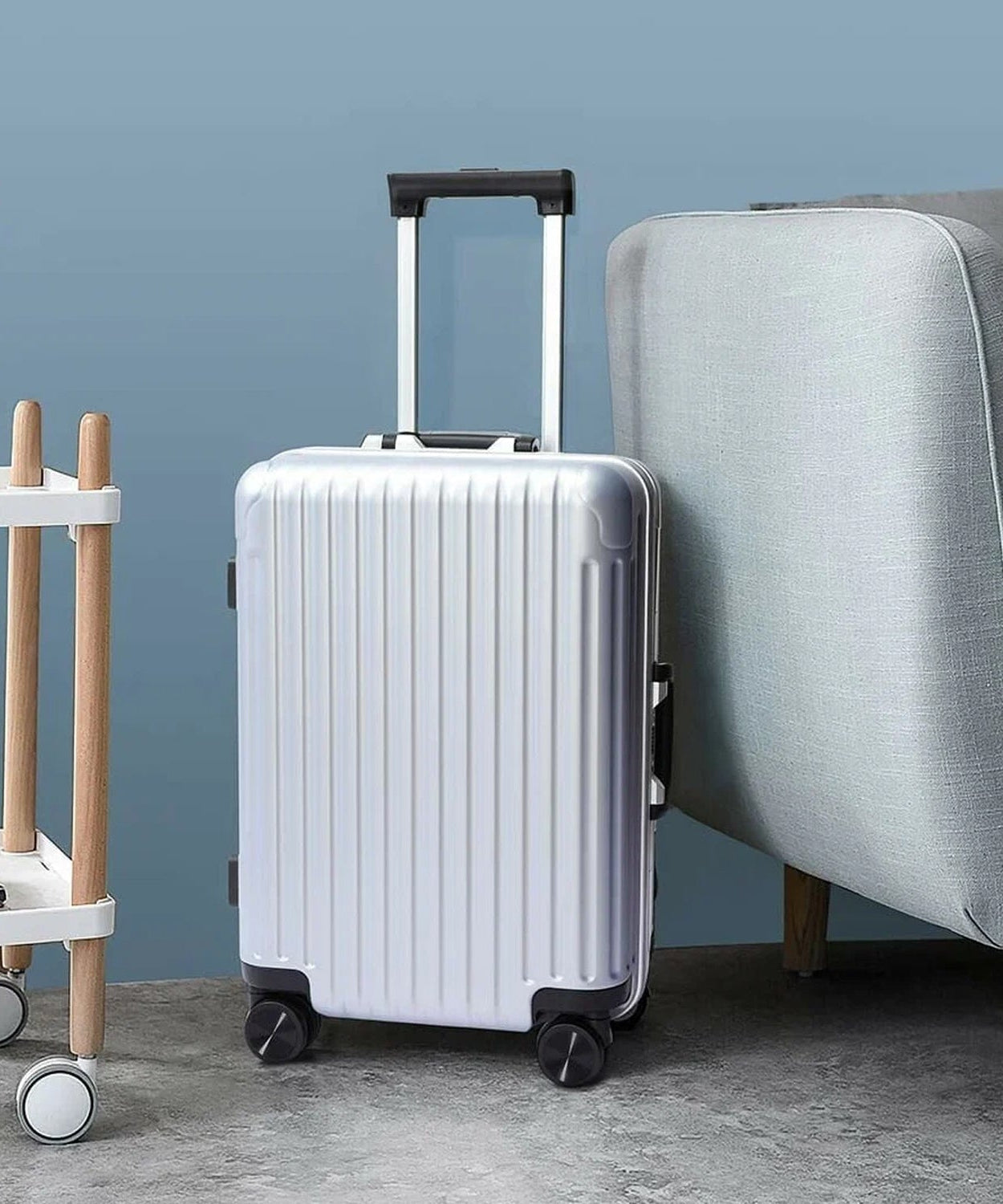 Multi-color trolley bags for men and women