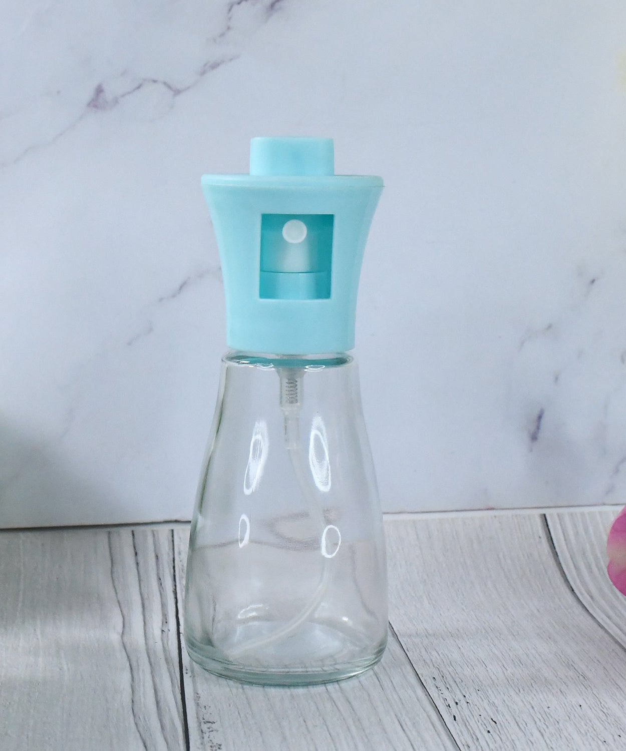 Oil Dispenser Bottle, Oil and Vinegar Cruet, Oil Sprayer Dispenser, Olive Oil Dispenser 170 ml Mist Oil Spray Bottle for Cooking with Plastic