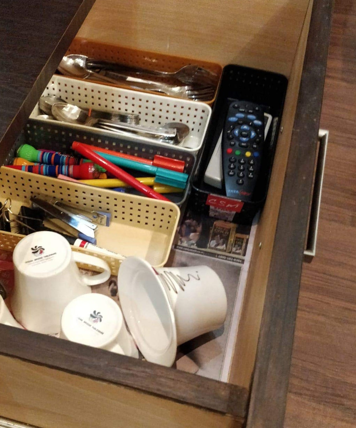 Plastic Multipurpose Desk Organizer Tray Office Drawer Dividers Storage Bins for Kitchen, Bathroom, Office, Makeup, Bedroom Dresser, Craft Basket Rack Multicolour (6 Pcs Set)