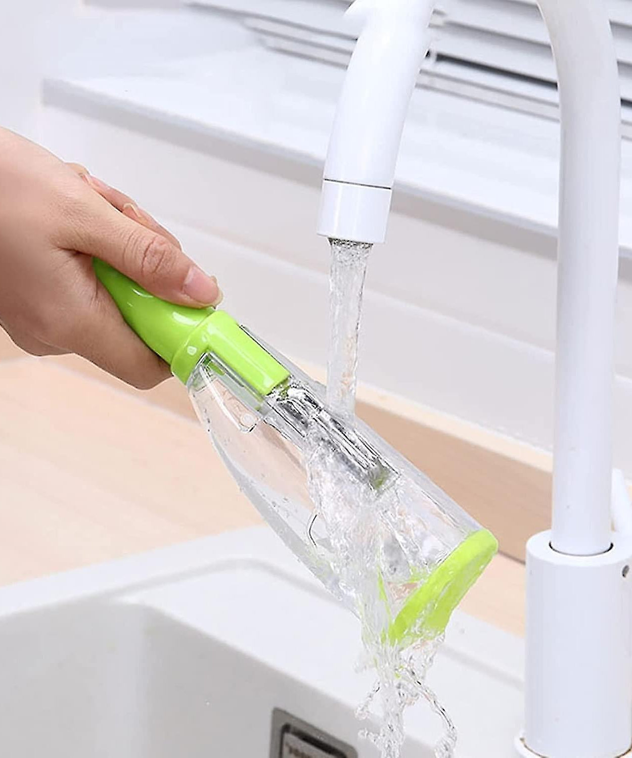 Multifunctional peeler