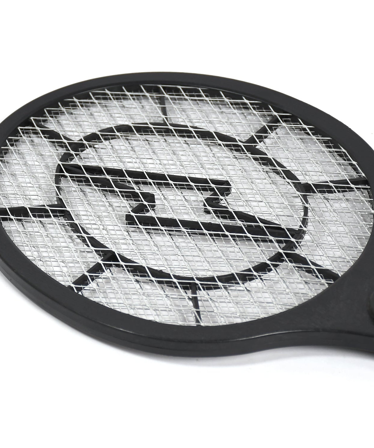 Rechargeable fly swatter for pest control